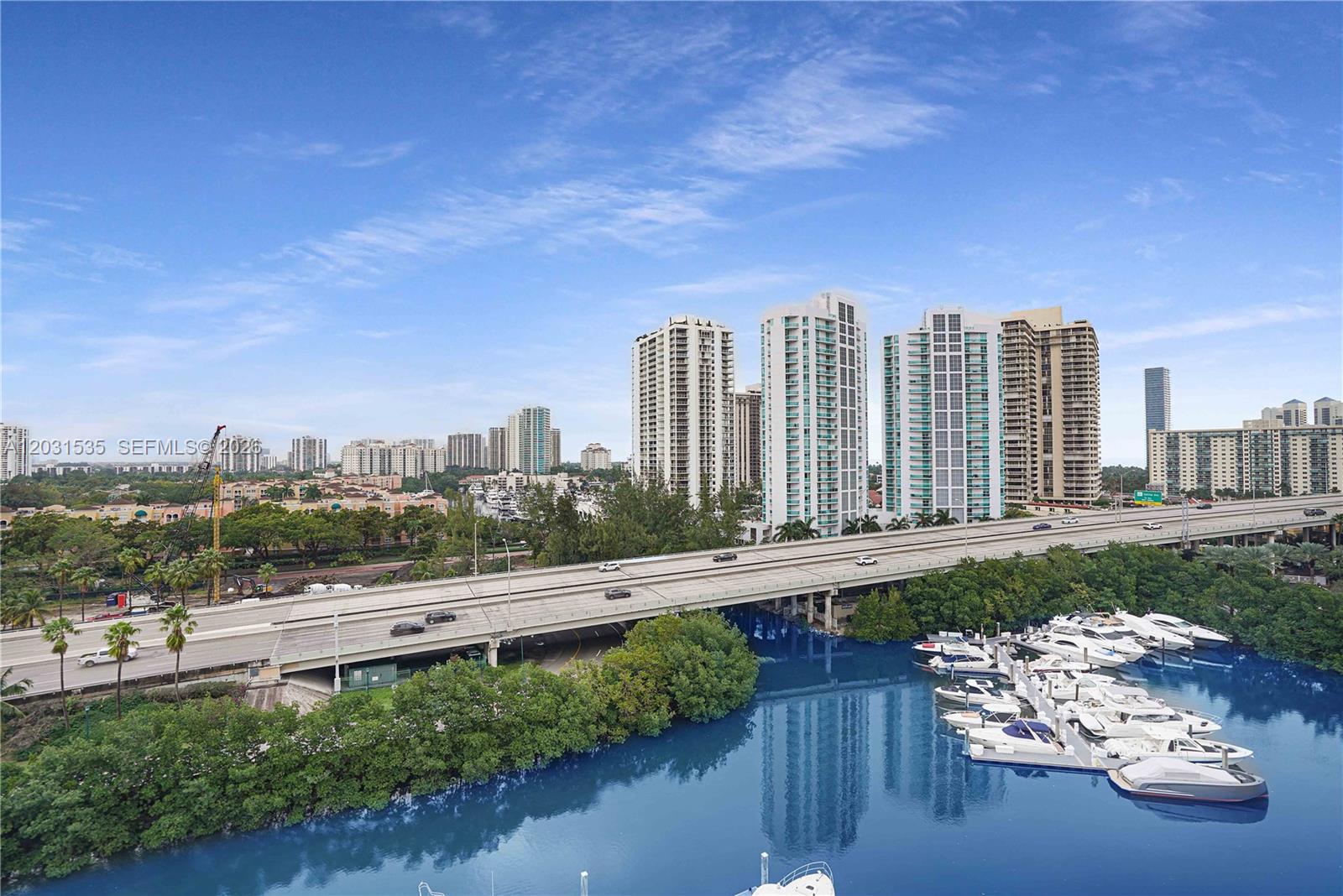 3500 Mystic Pointe Dr # 1206