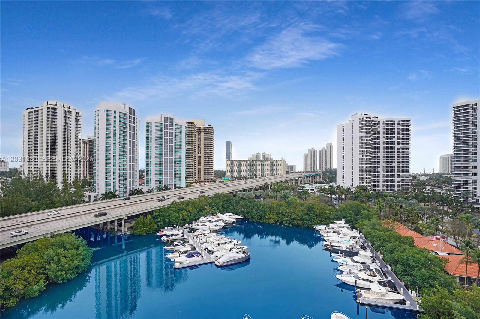 3500 Mystic Pointe Dr # 1206