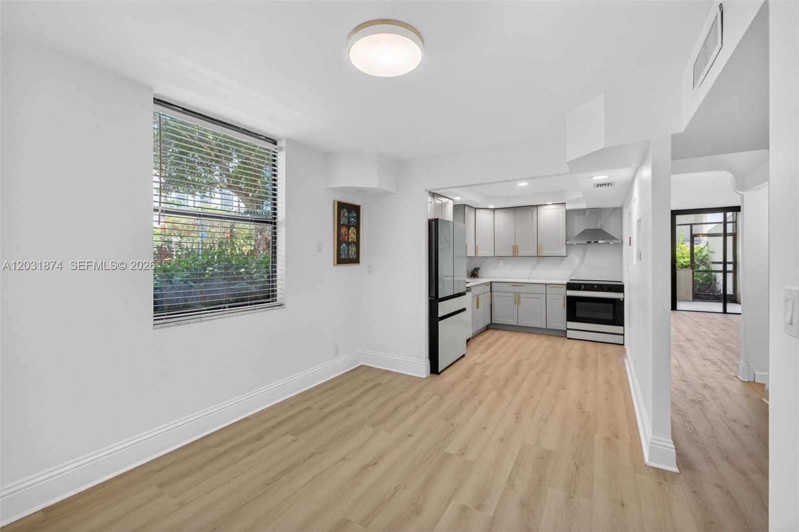 20300 W Country Club Dr # 3 Unit: 106-3
