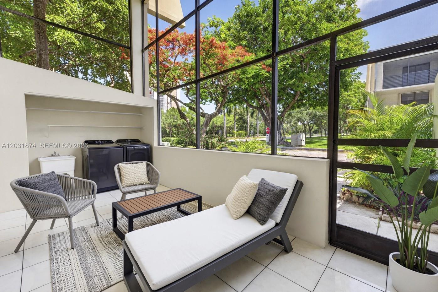 20300 W Country Club Dr # 3 Unit: 106-3