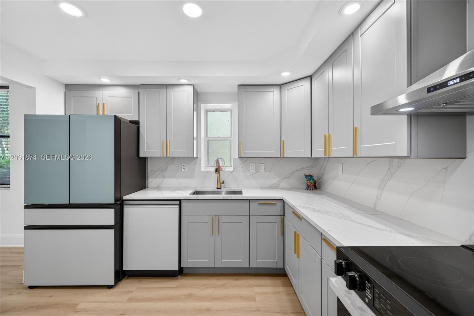 20300 W Country Club Dr # 3 Unit: 106-3