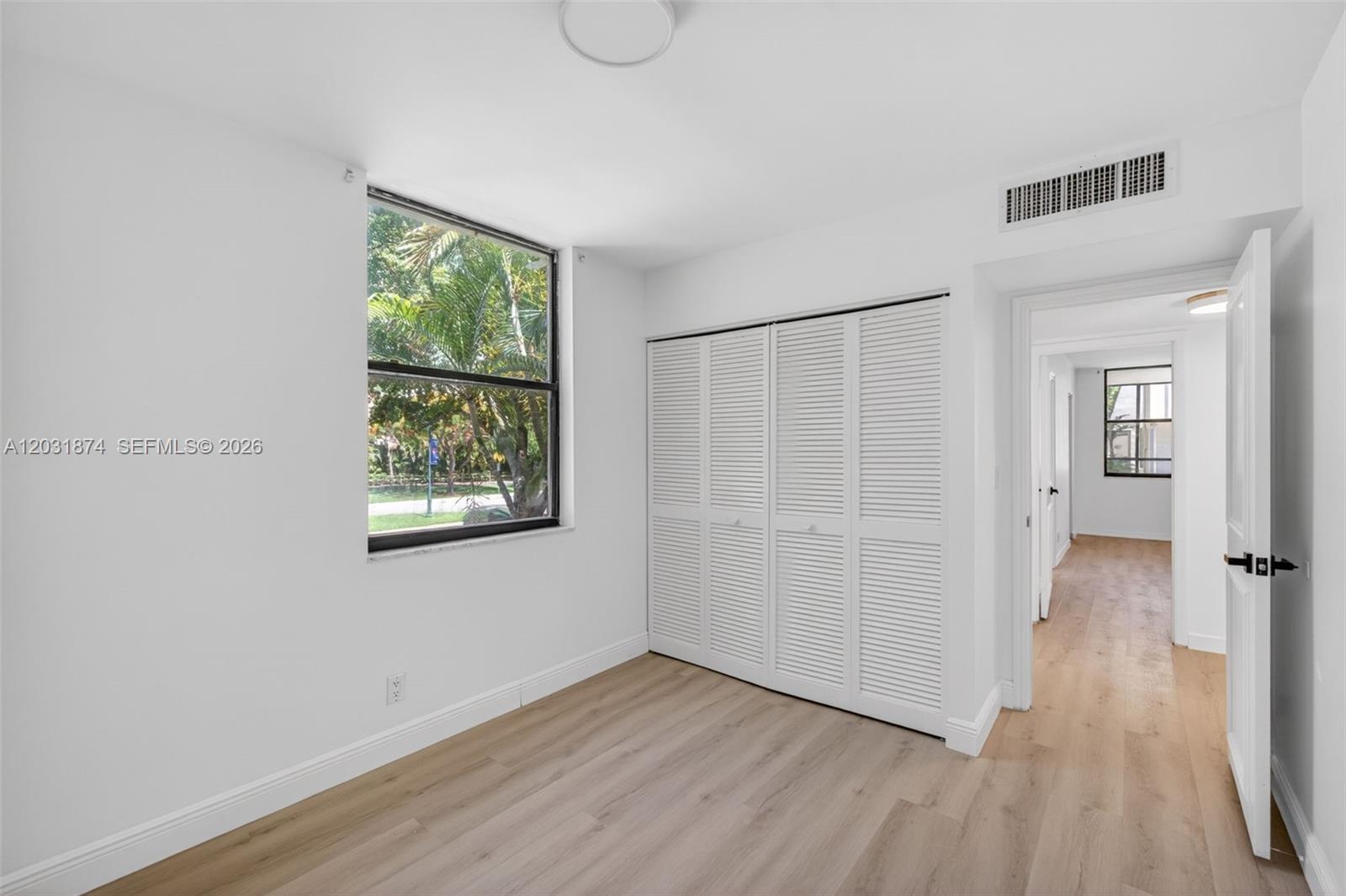 20300 W Country Club Dr # 3 Unit: 106-3