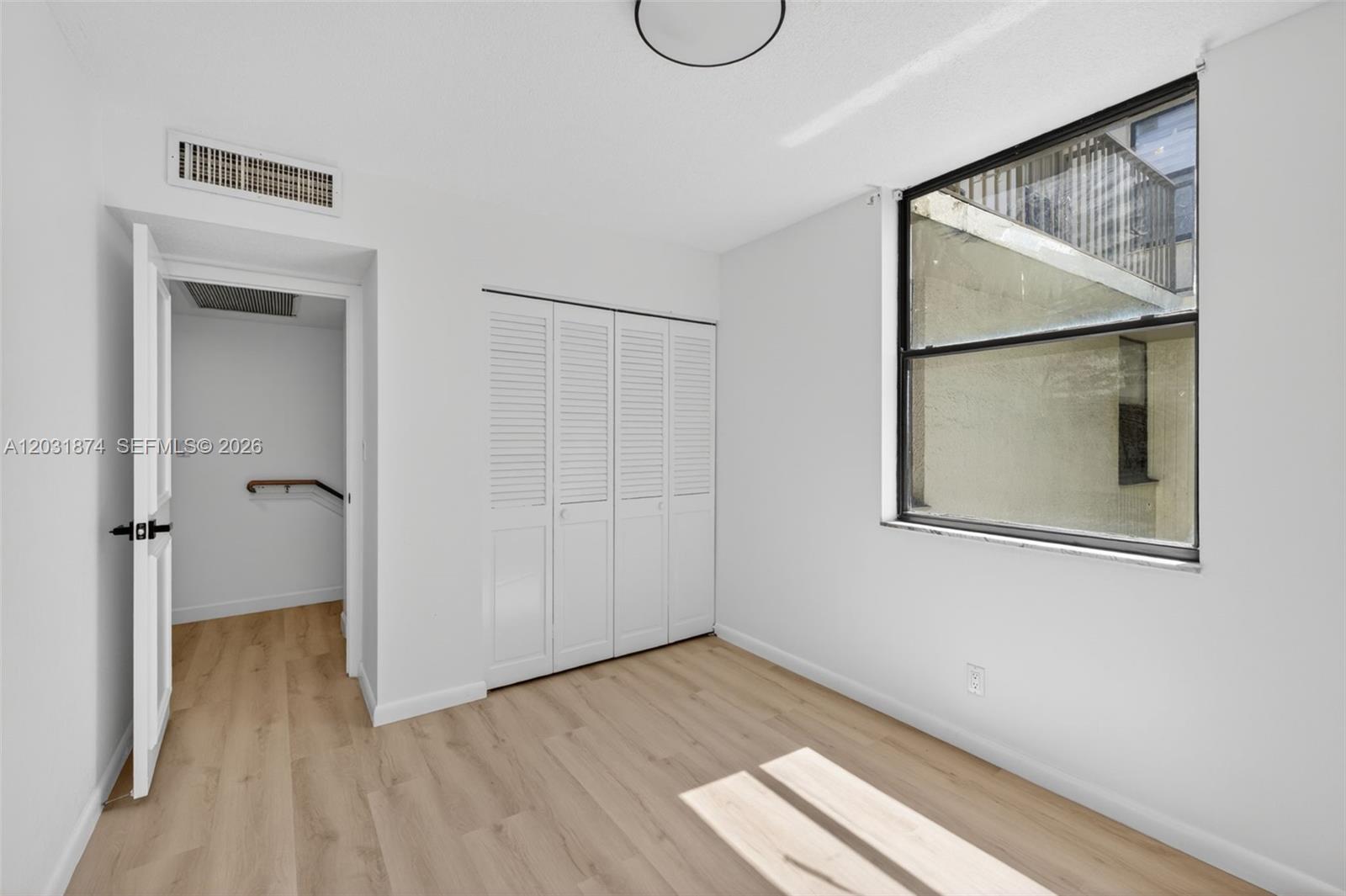 20300 W Country Club Dr # 3 Unit: 106-3