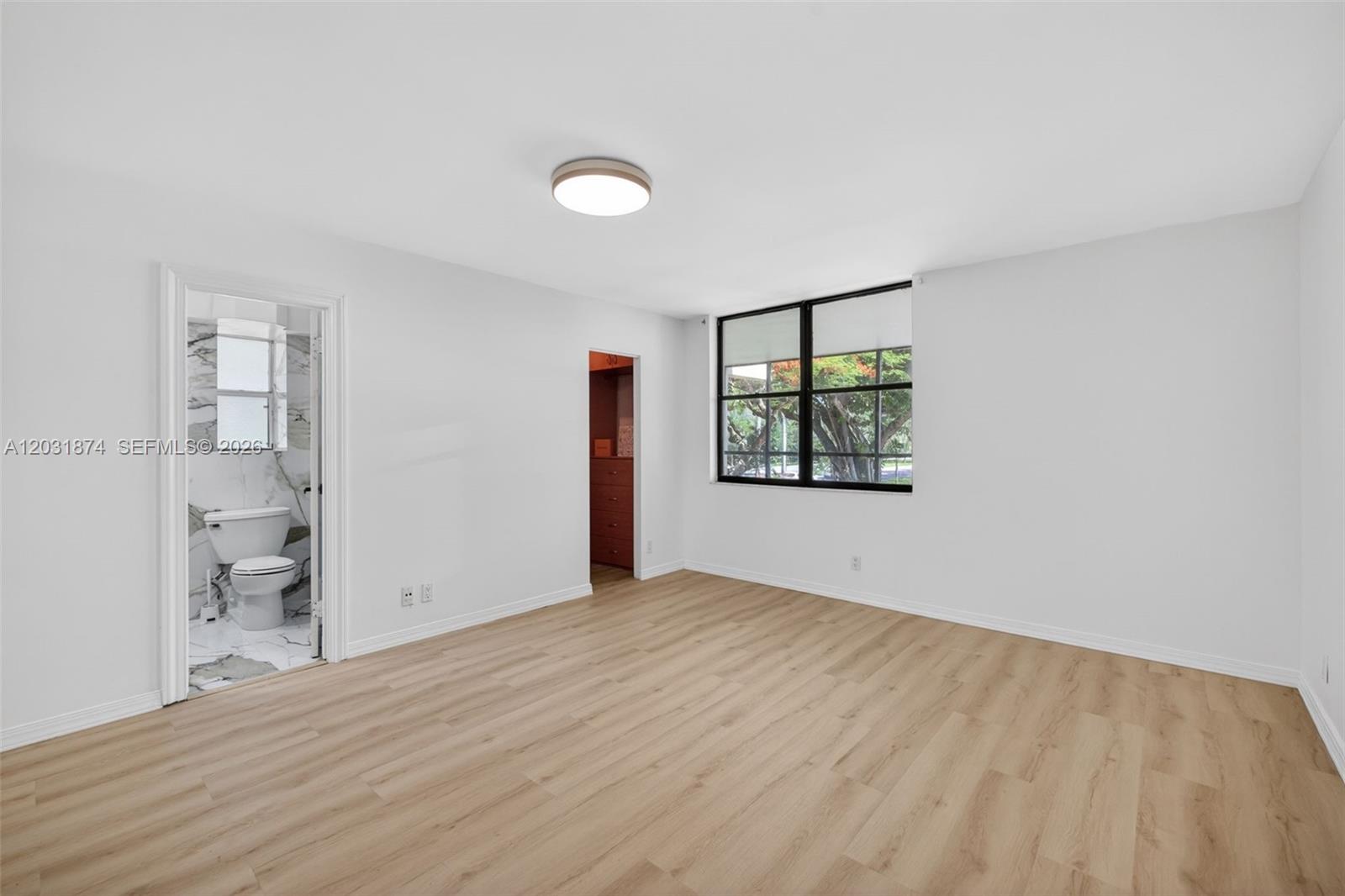 20300 W Country Club Dr # 3 Unit: 106-3