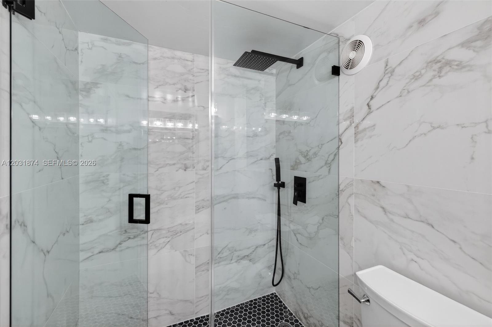20300 W Country Club Dr # 3 Unit: 106-3