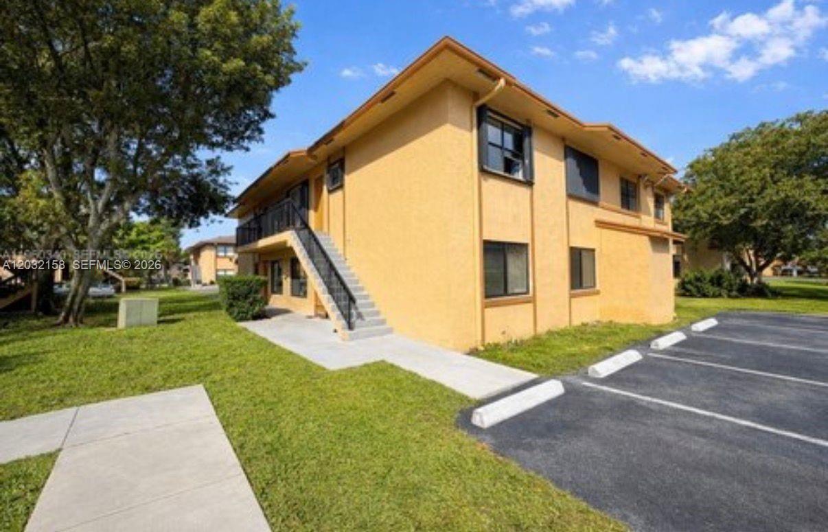 2530 W 67th Pl # 29 Unit: 12-29
