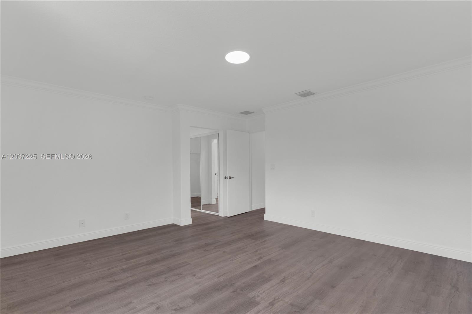 4331 Lake Tahoe Cir