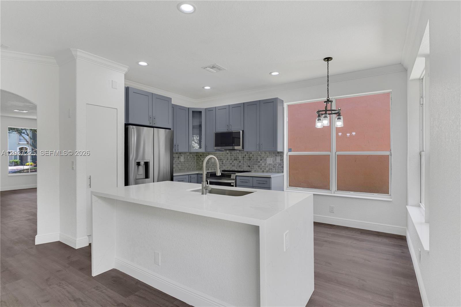 4331 Lake Tahoe Cir