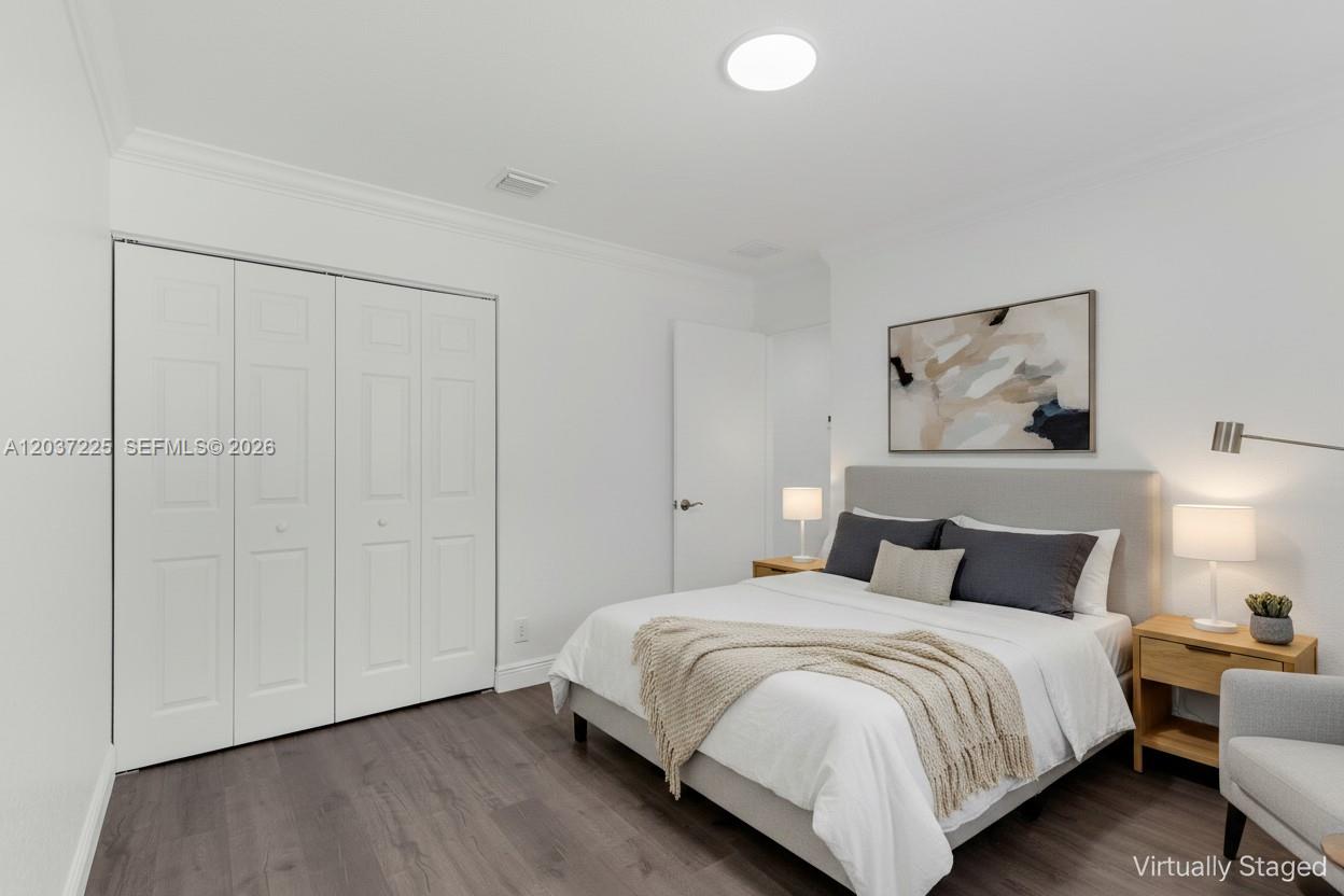 4331 Lake Tahoe Cir