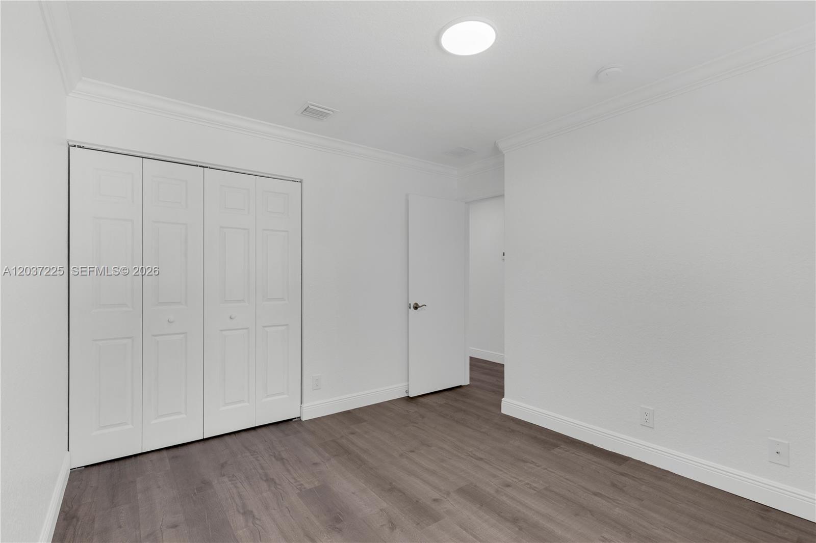 4331 Lake Tahoe Cir