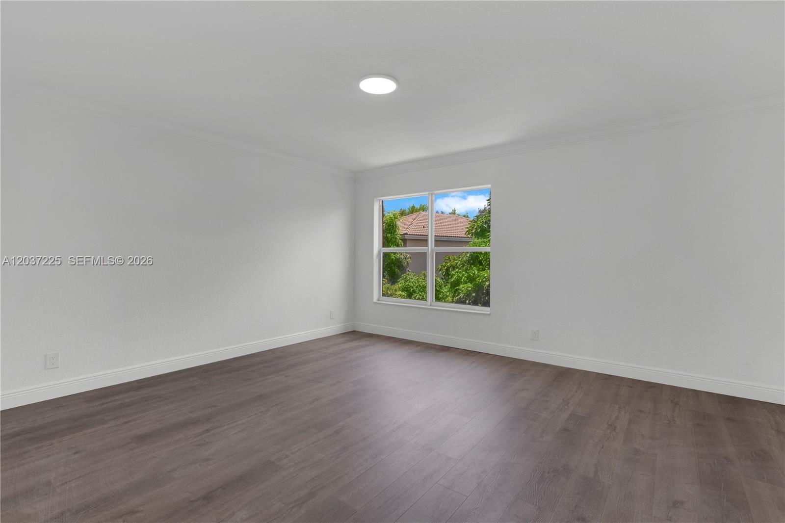 4331 Lake Tahoe Cir