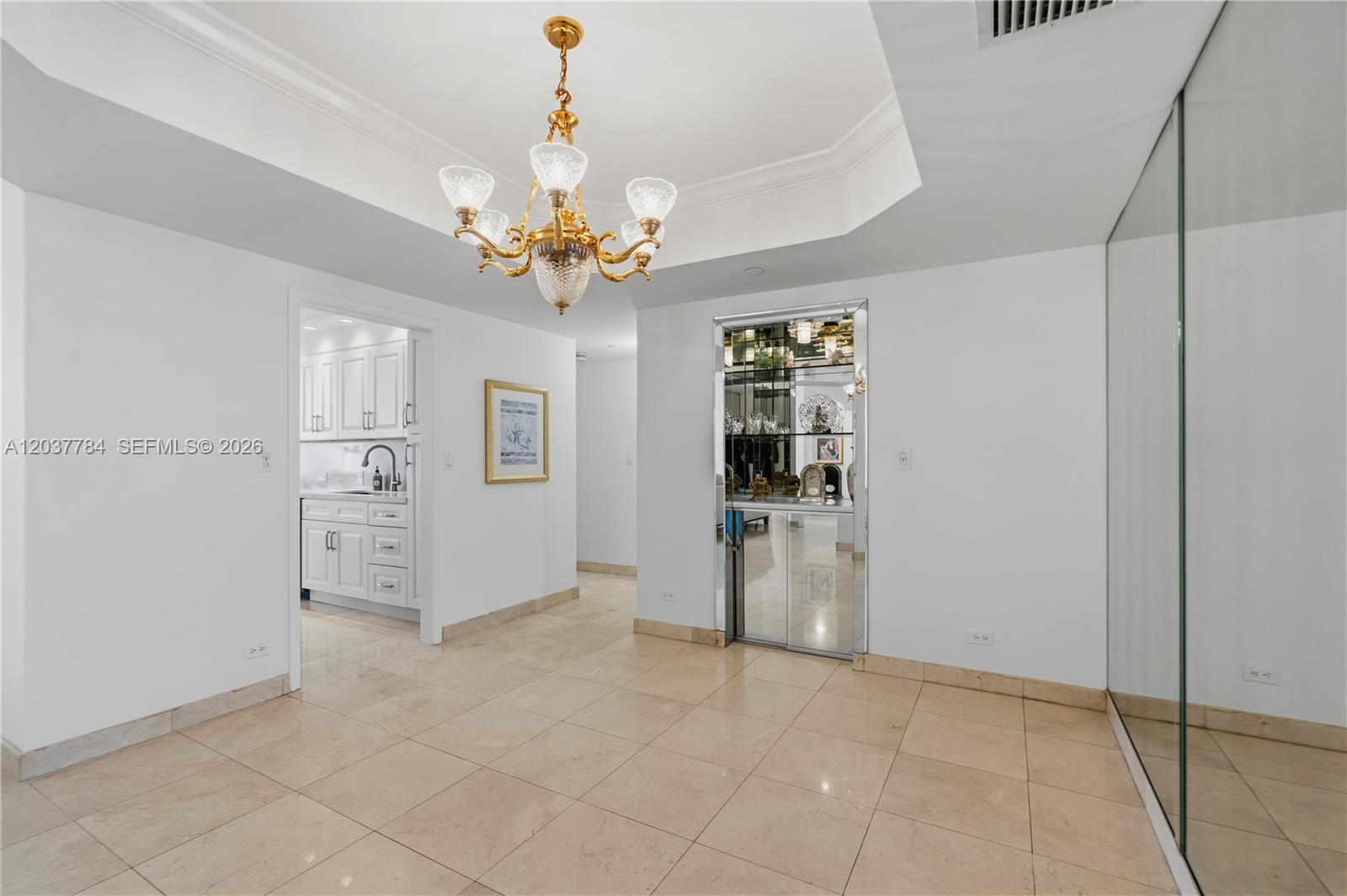 20191 E Country Club Dr # 803