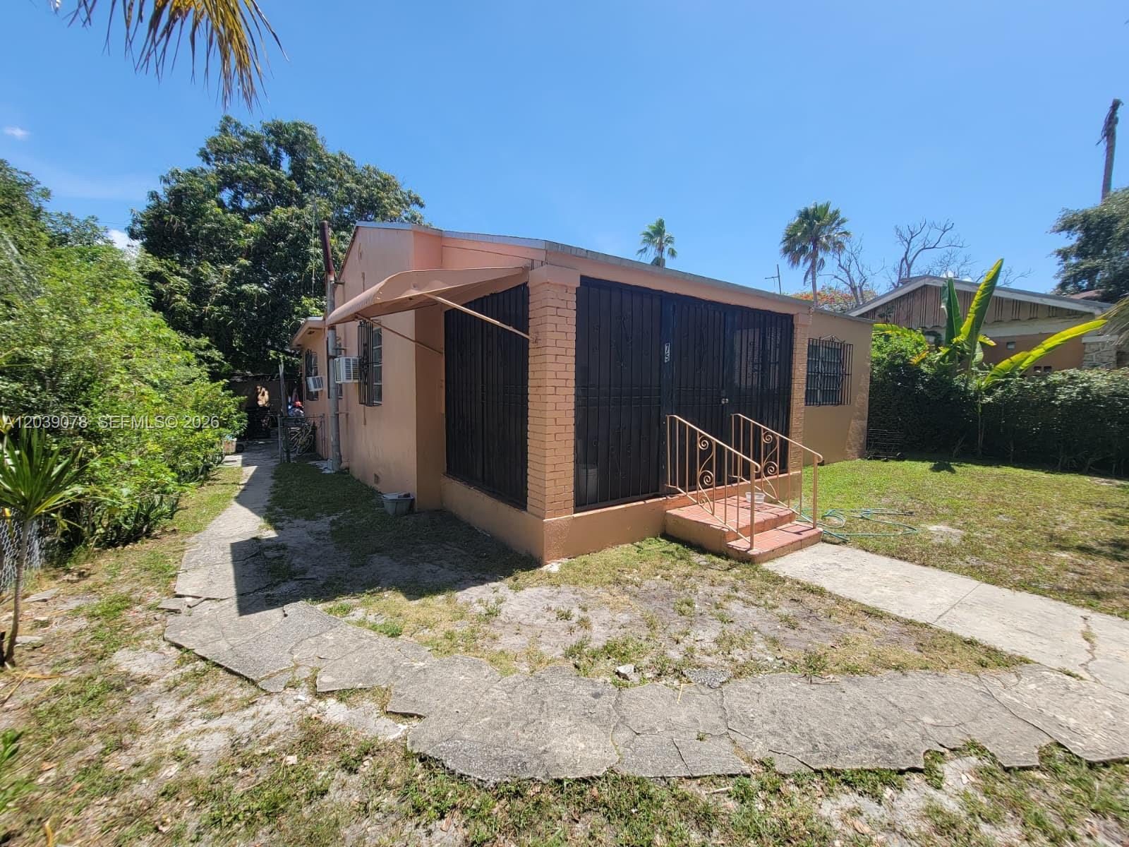 75 NE 49th St