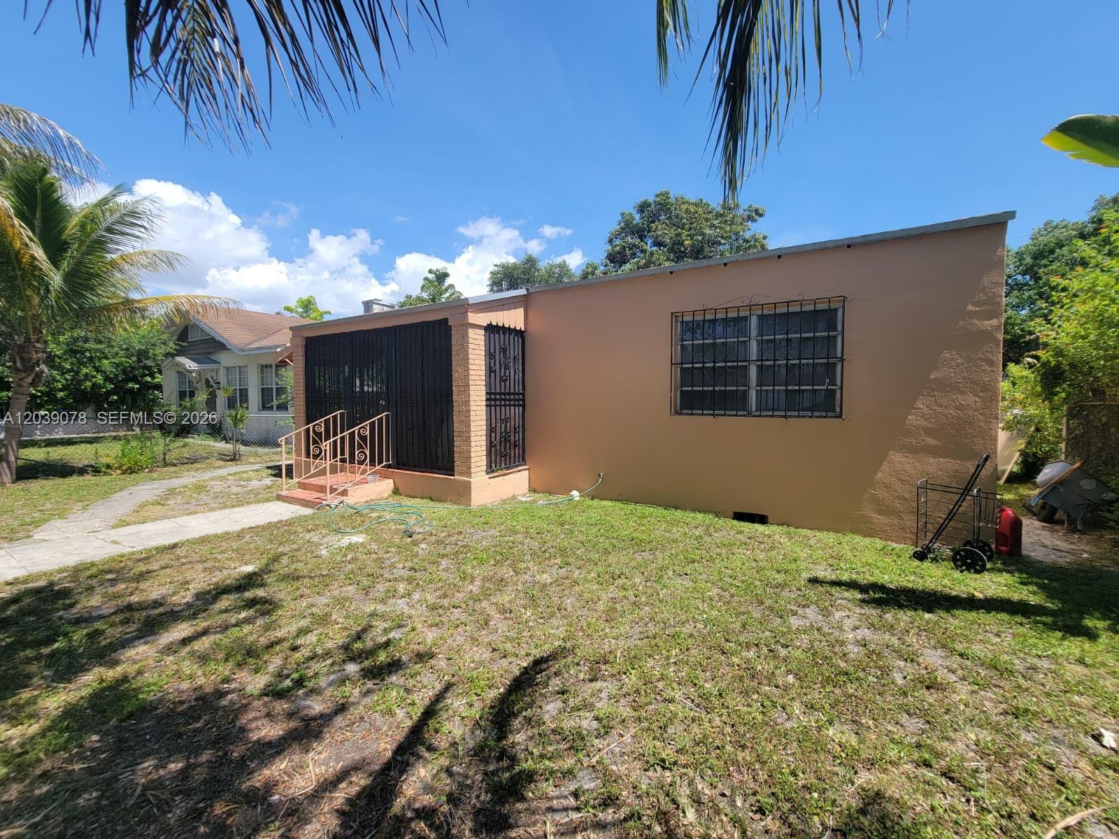 75 NE 49th St