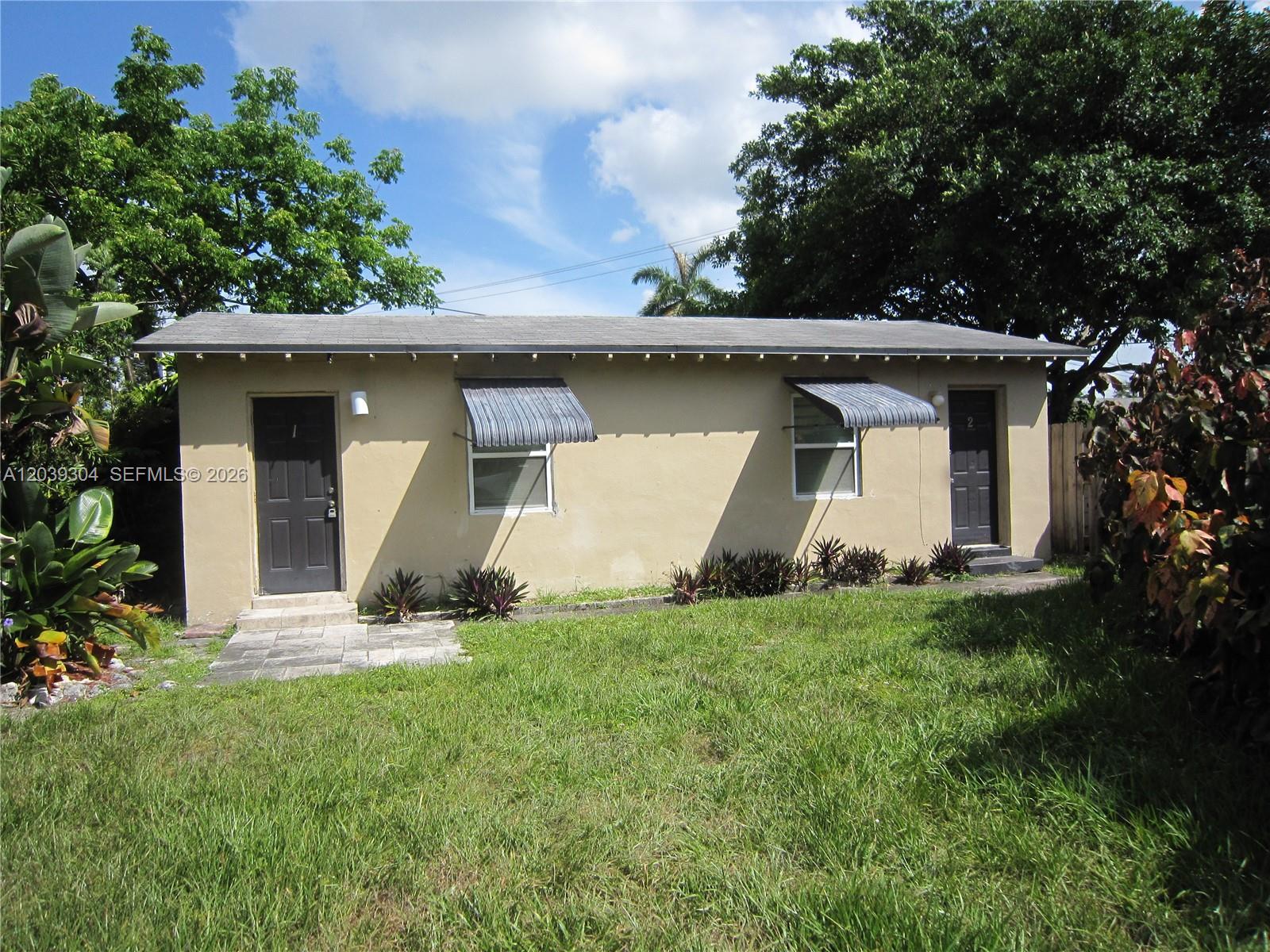 411 Columbus Pkwy # 5 Unit: 1-5