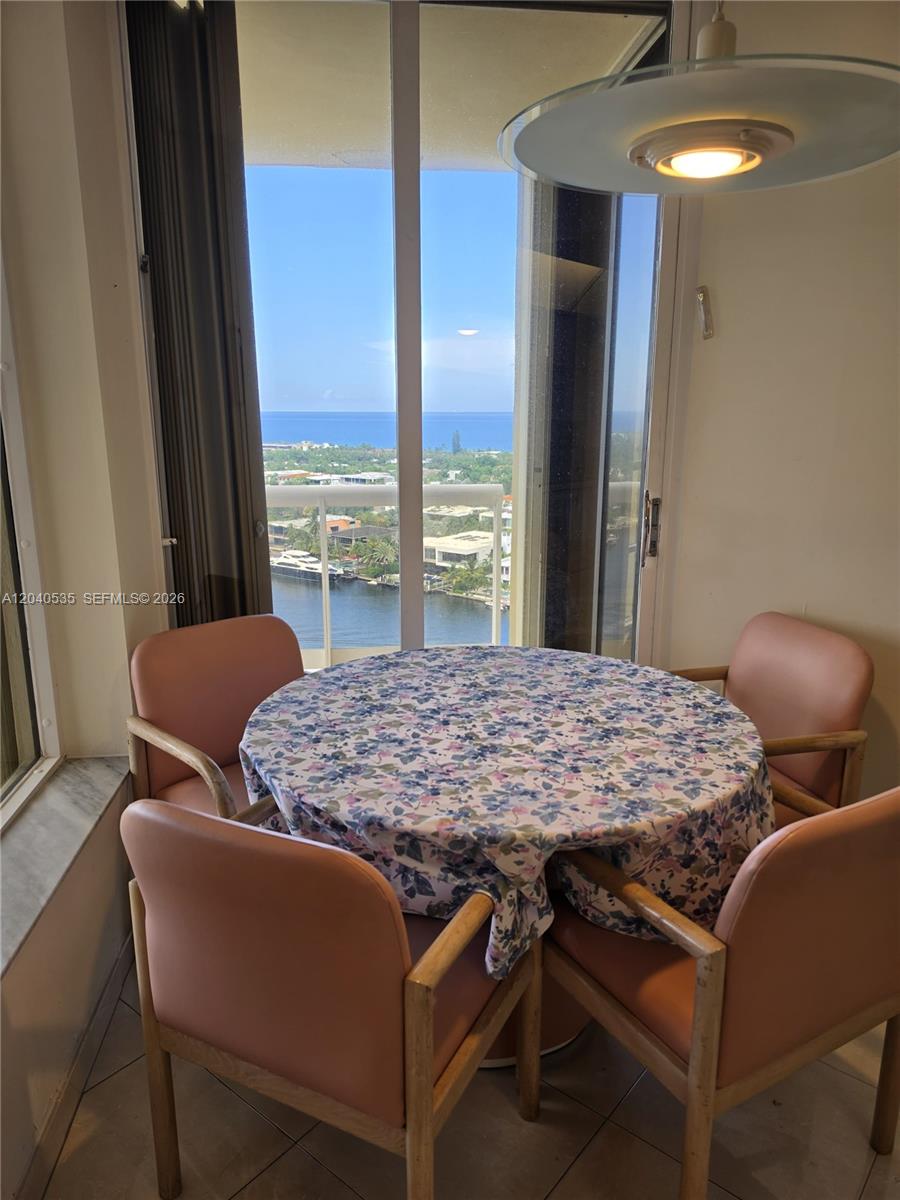 20191 E Country Club Dr # 1805