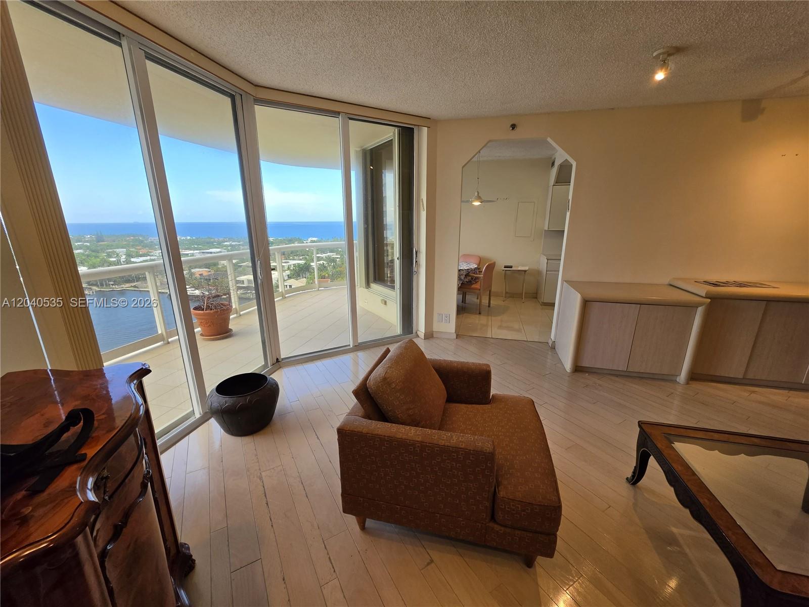20191 E Country Club Dr # 1805