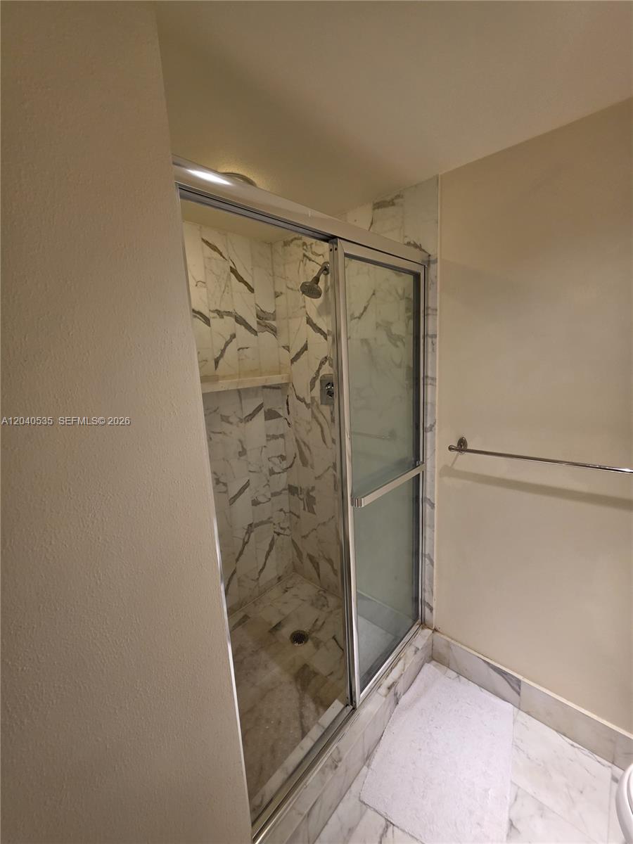 20191 E Country Club Dr # 1805