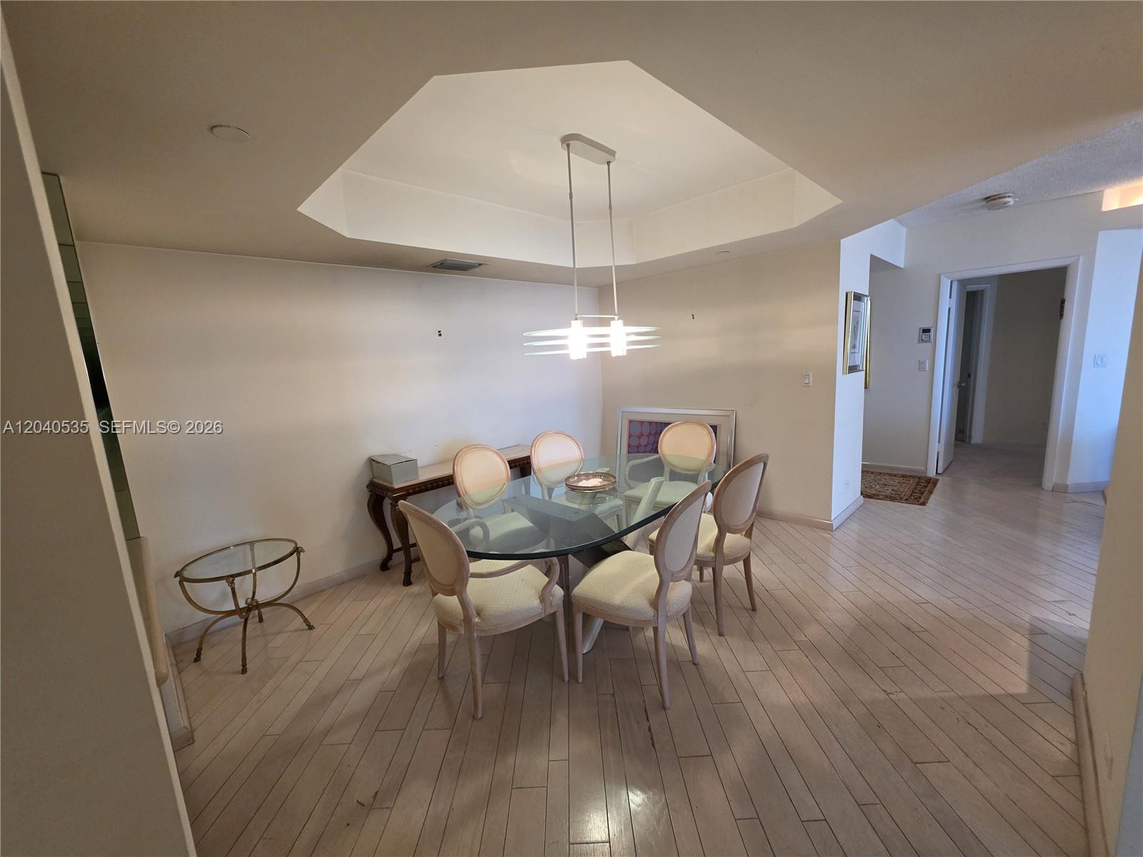 20191 E Country Club Dr # 1805