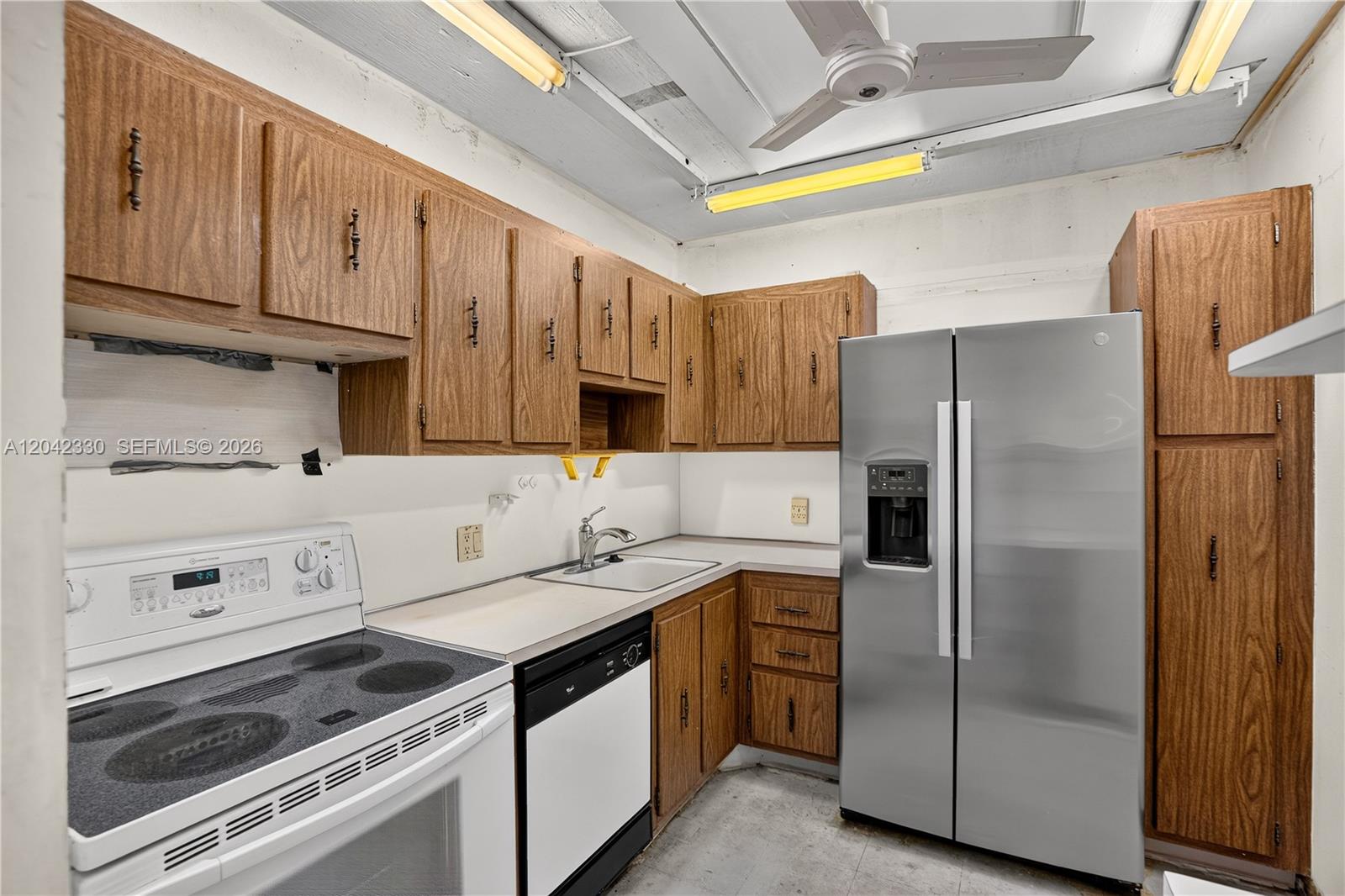 20301 W Country Club Dr # 2122