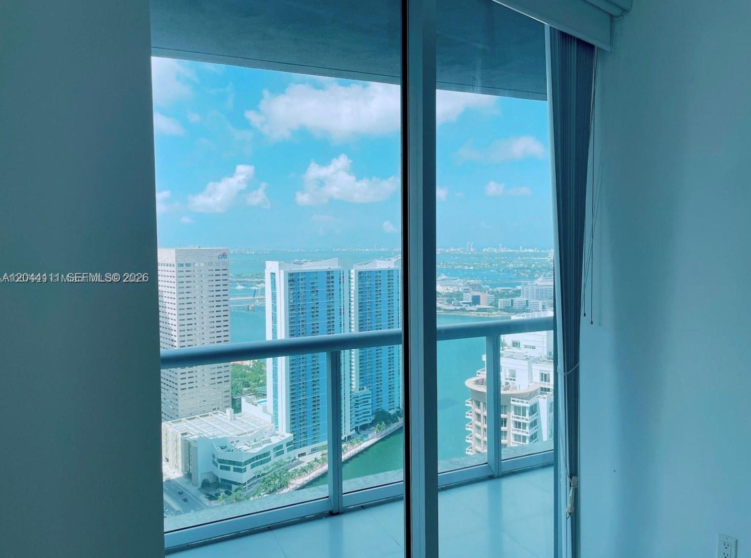 495 Brickell Ave # 4804