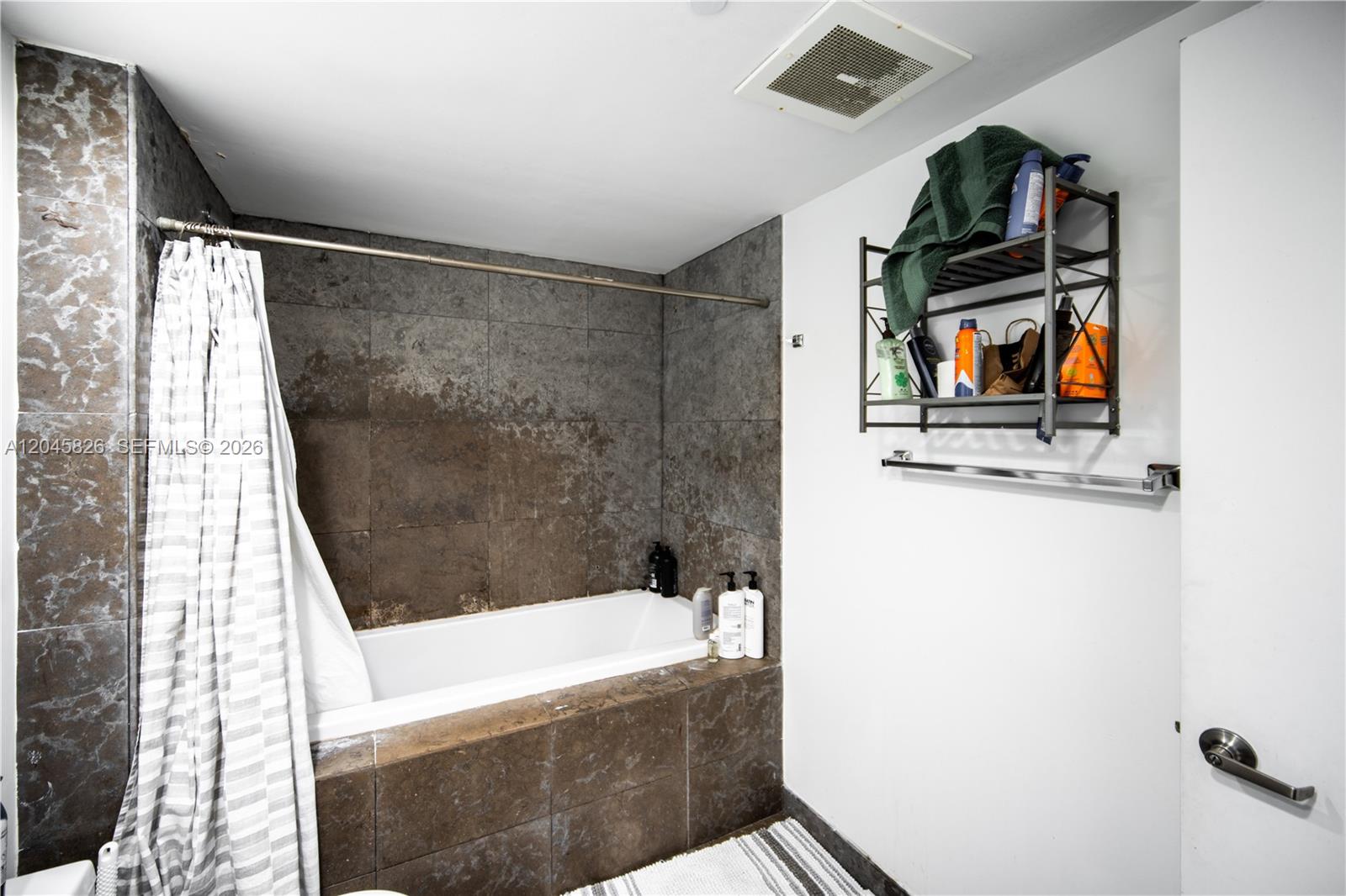 475 Brickell Ave # 2010