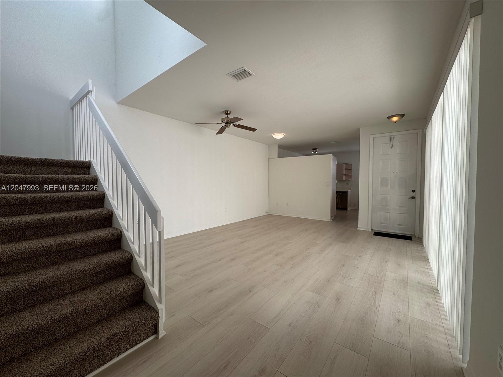 1595 Seagrape Way Unit: -