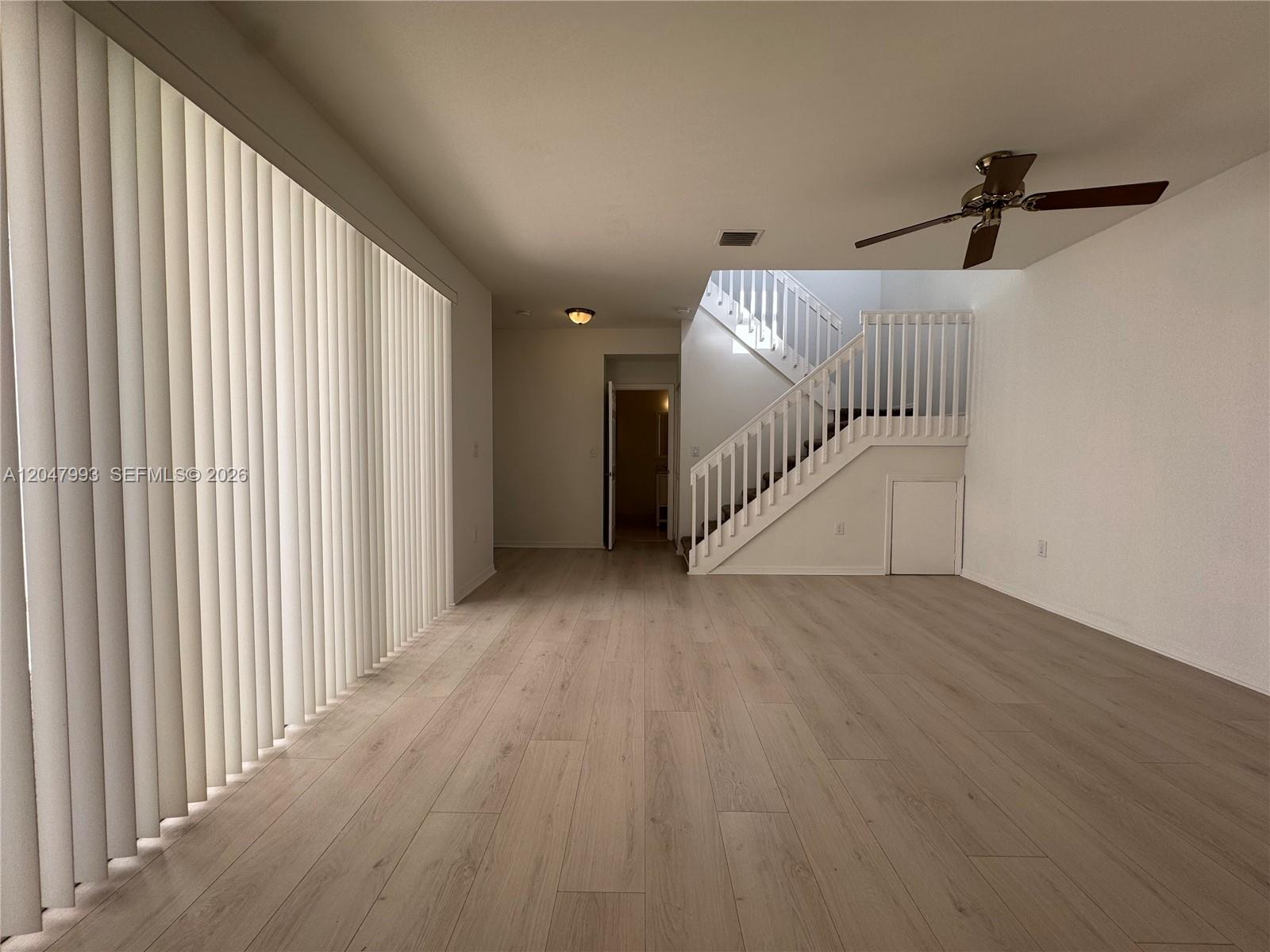 1595 Seagrape Way Unit: -