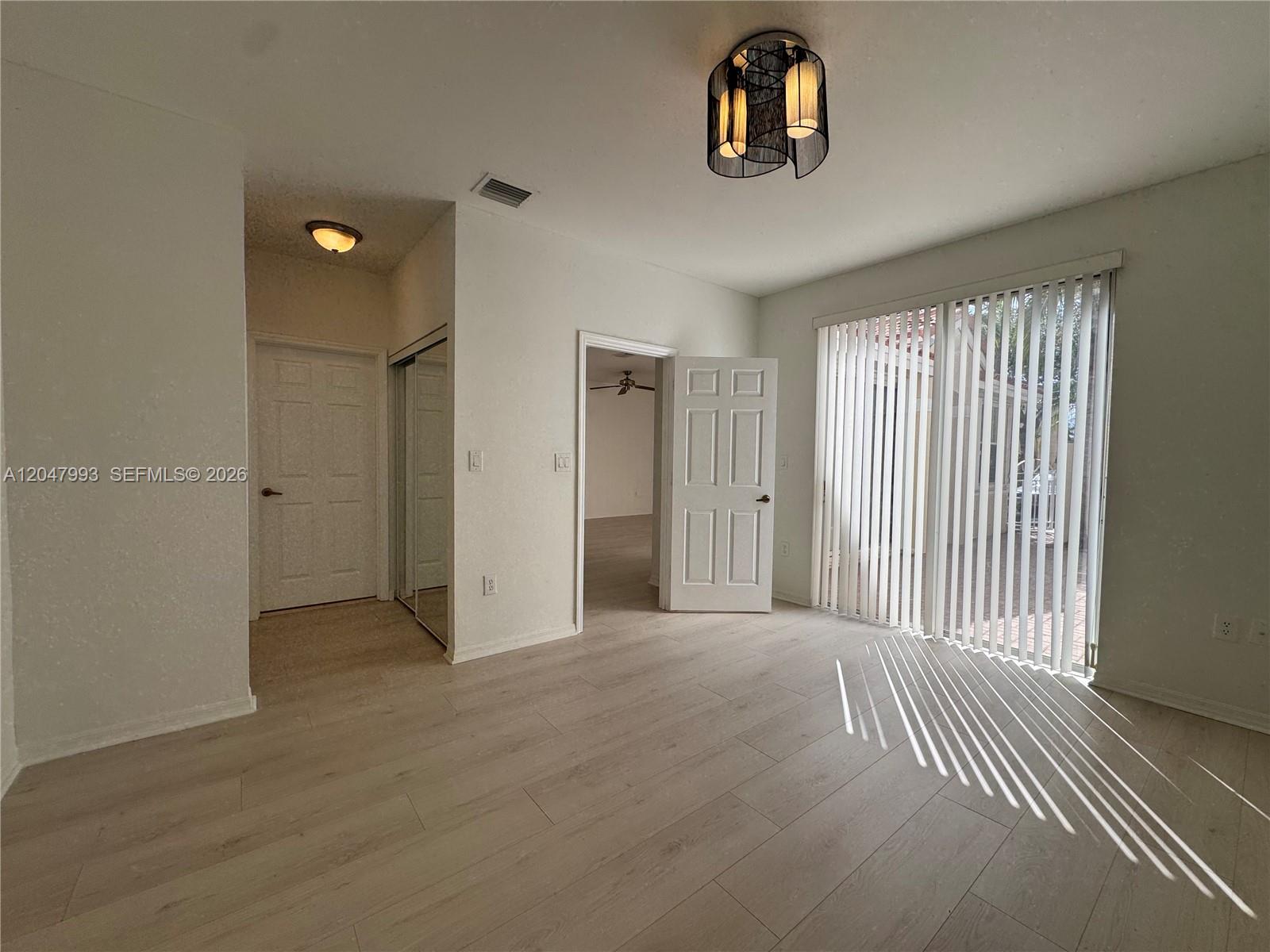 1595 Seagrape Way Unit: -