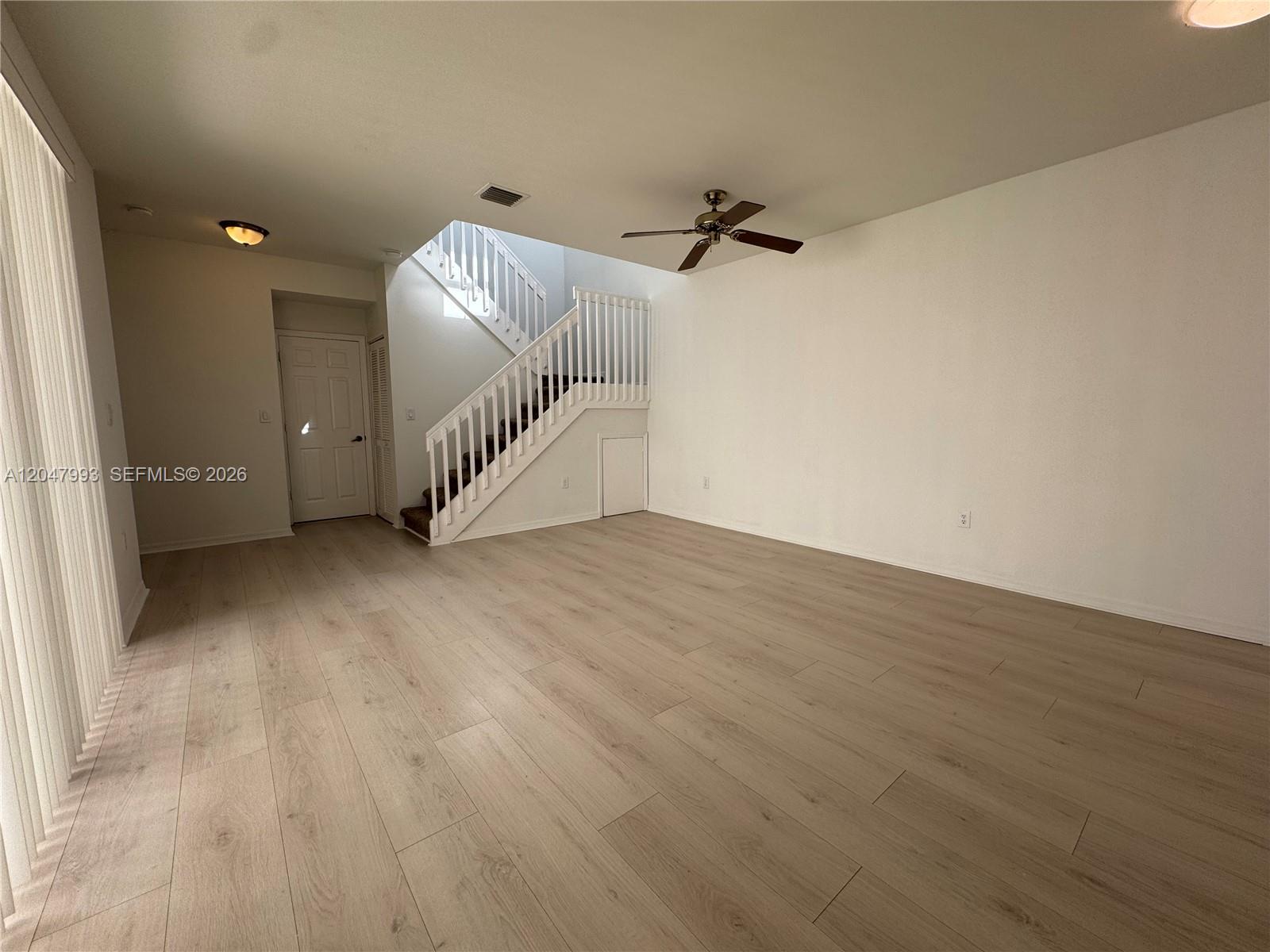 1595 Seagrape Way Unit: -
