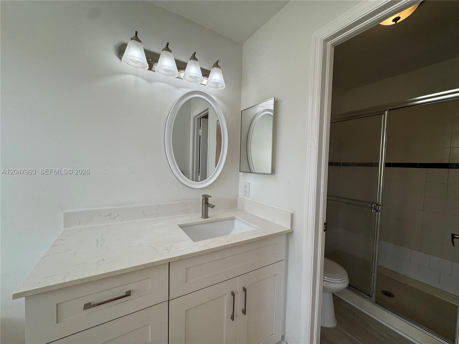 1595 Seagrape Way Unit: -