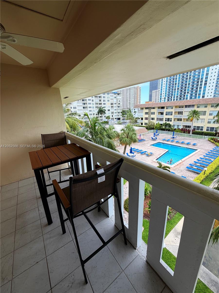 1889 S Ocean Dr # 406