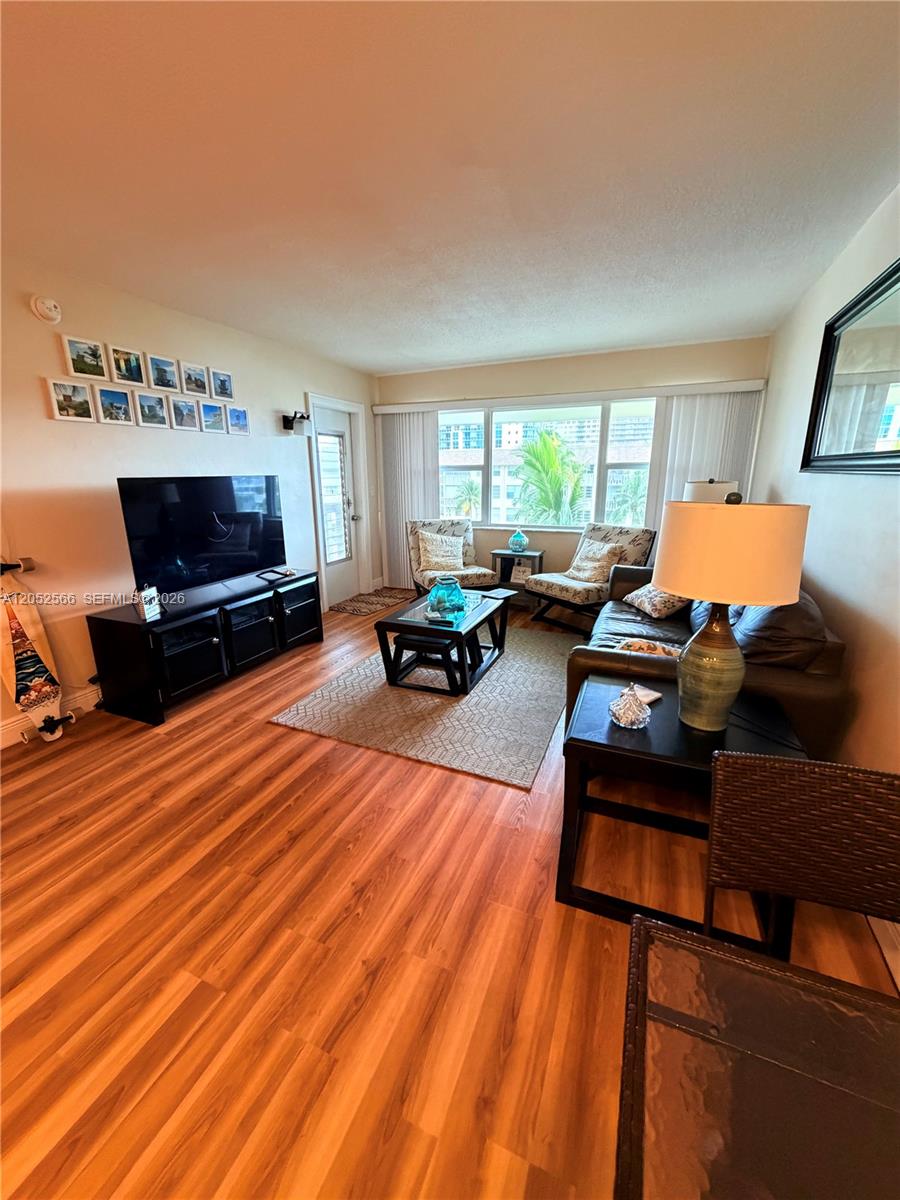 1889 S Ocean Dr # 406