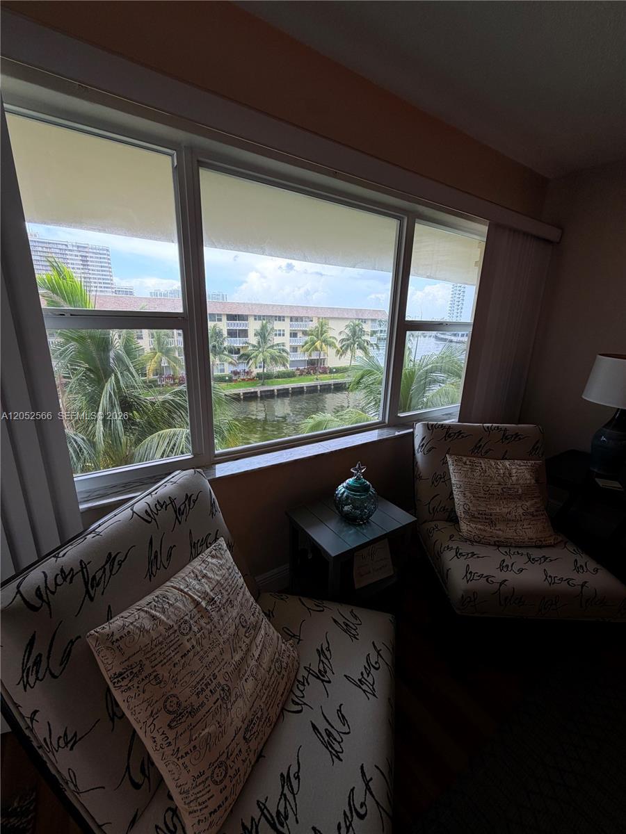 1889 S Ocean Dr # 406