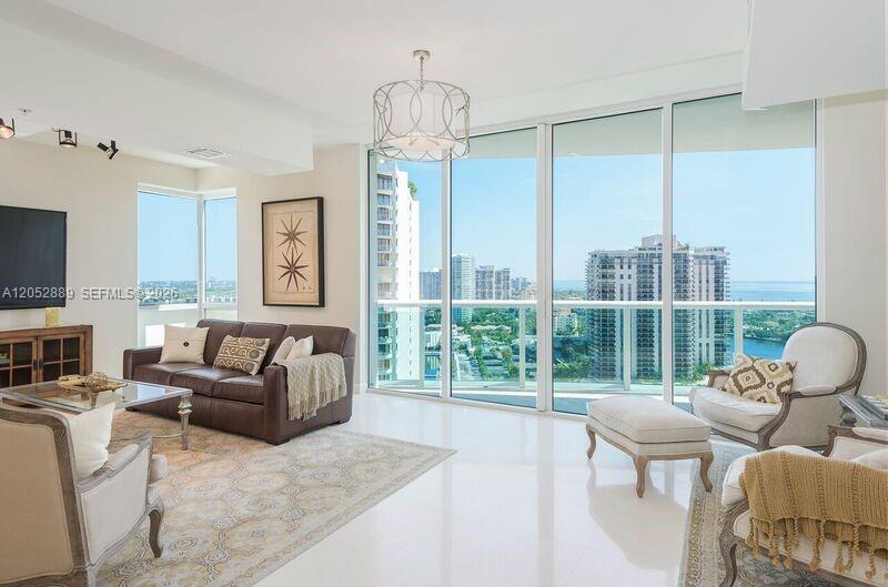 19400 Turnberry Way Unit: PH221