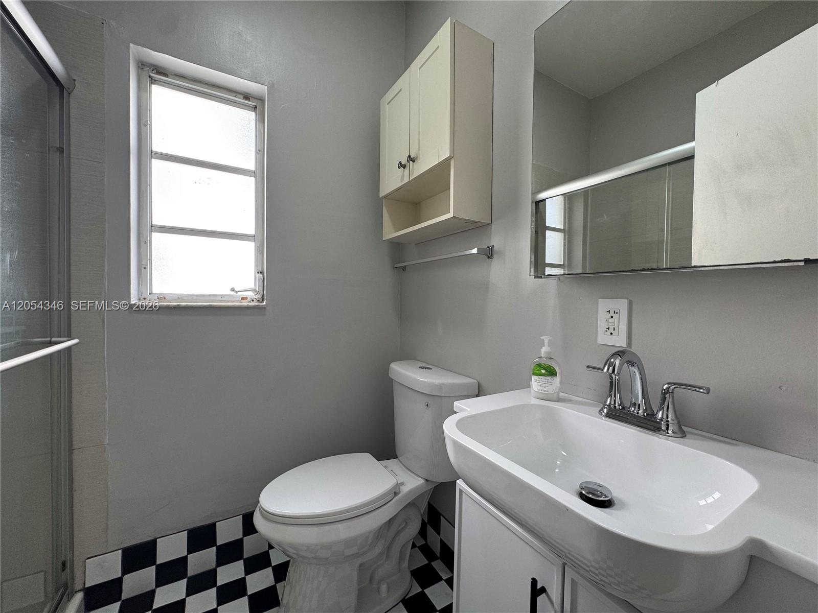 1525 Pennsylvania Ave # 19