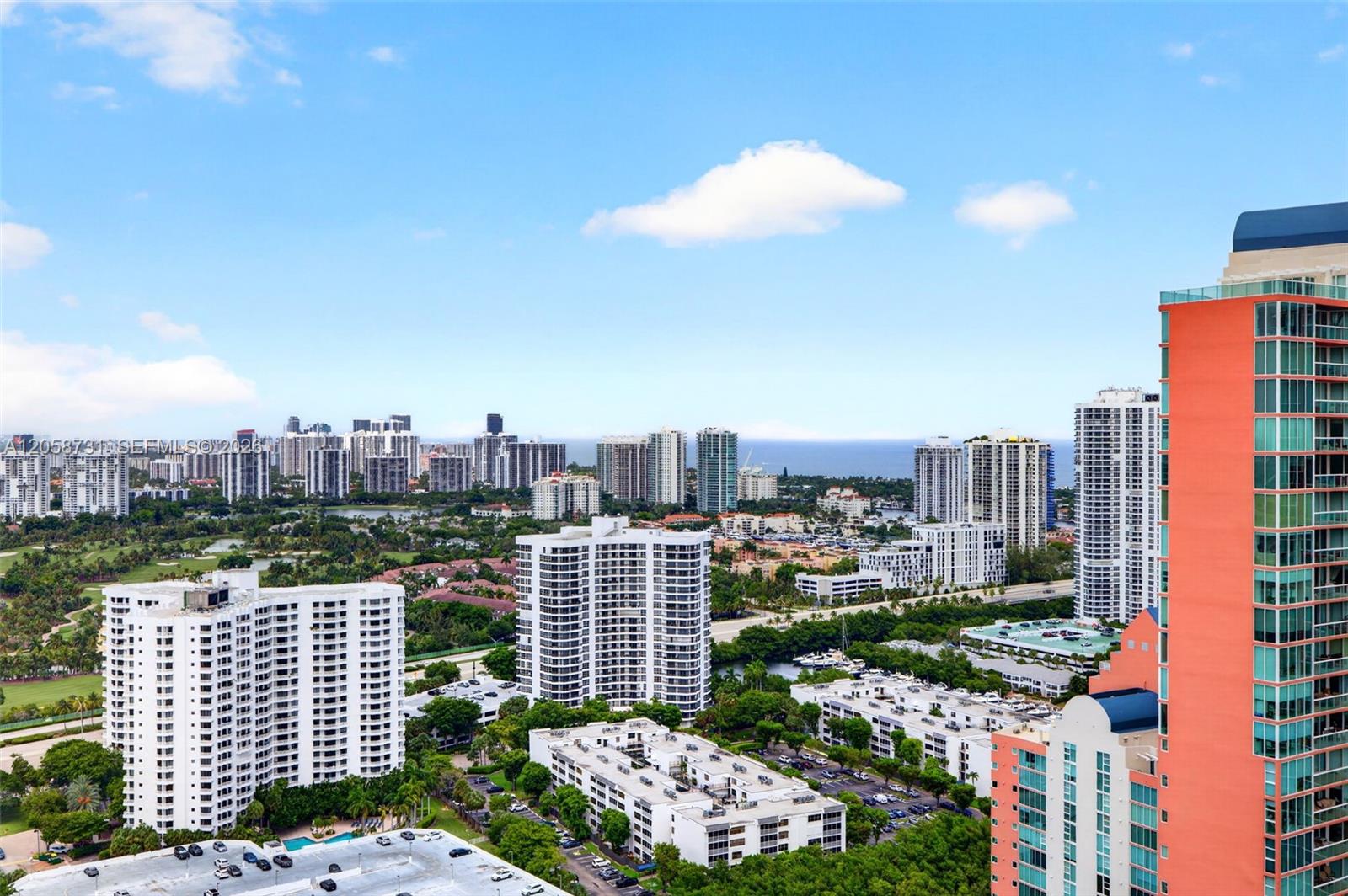 3330 NE 190th St Unit: UPH14