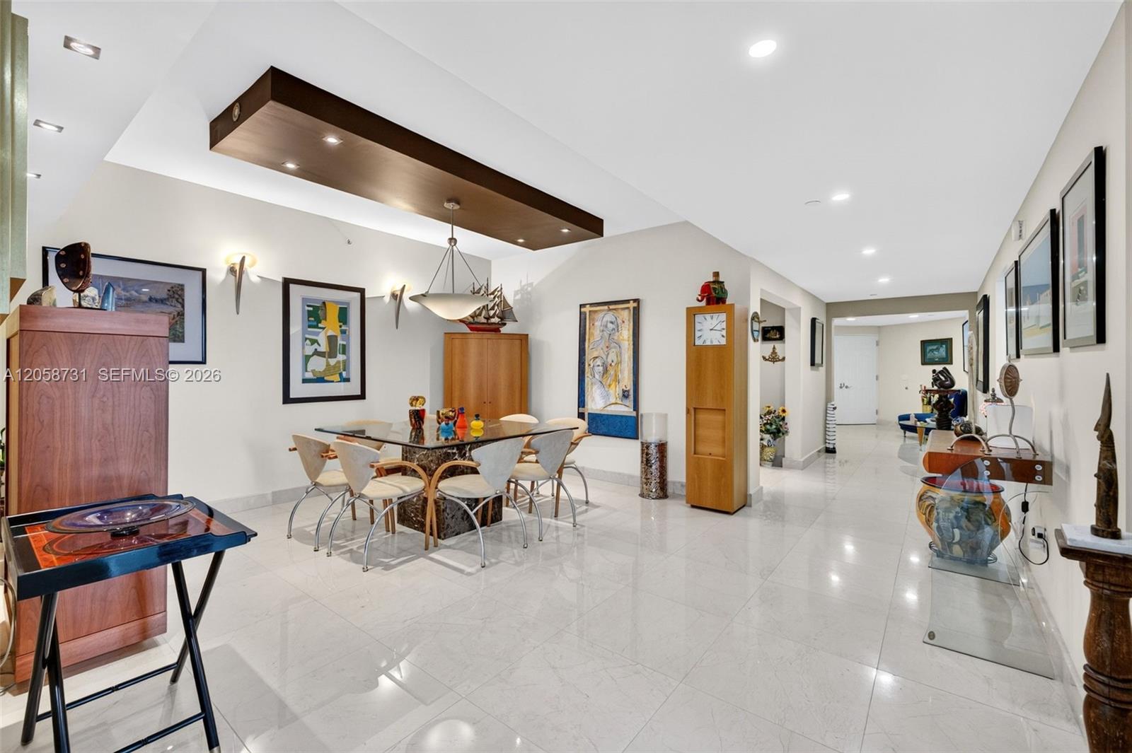 3330 NE 190th St Unit: UPH14