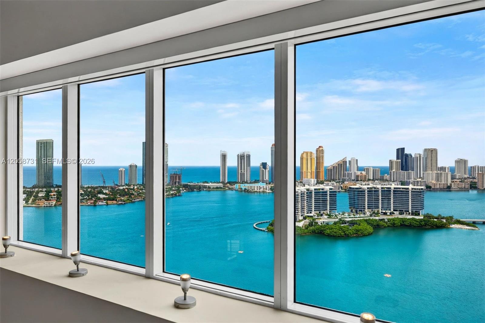 3330 NE 190th St Unit: UPH14