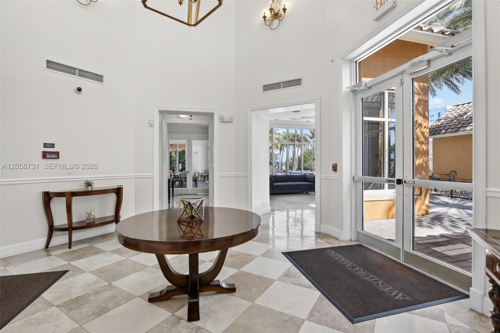3330 NE 190th St Unit: UPH14