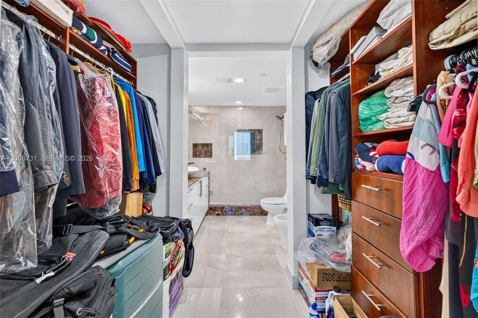 3330 NE 190th St Unit: UPH14