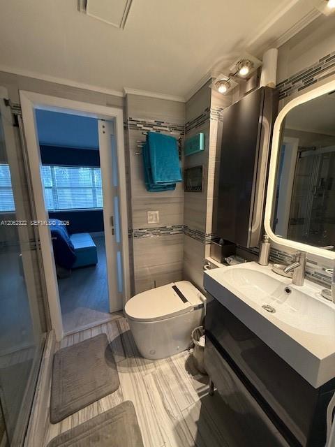 3250 NE 28th St # 212