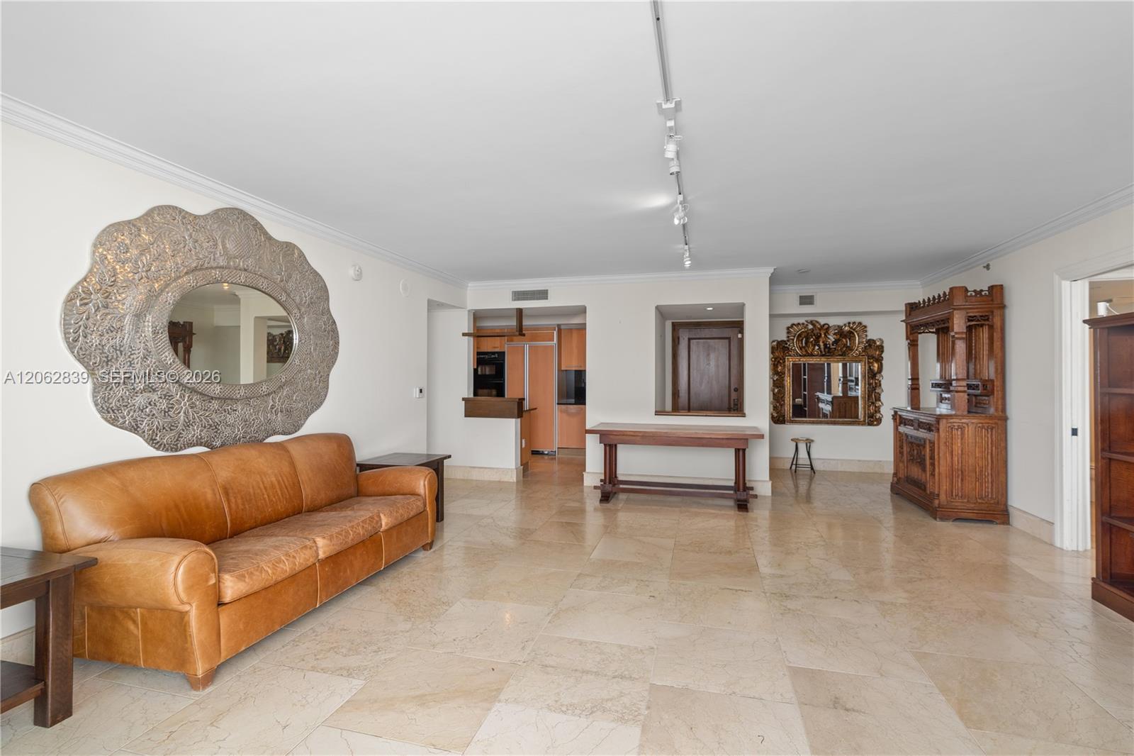 18911 Collins Ave # 2103