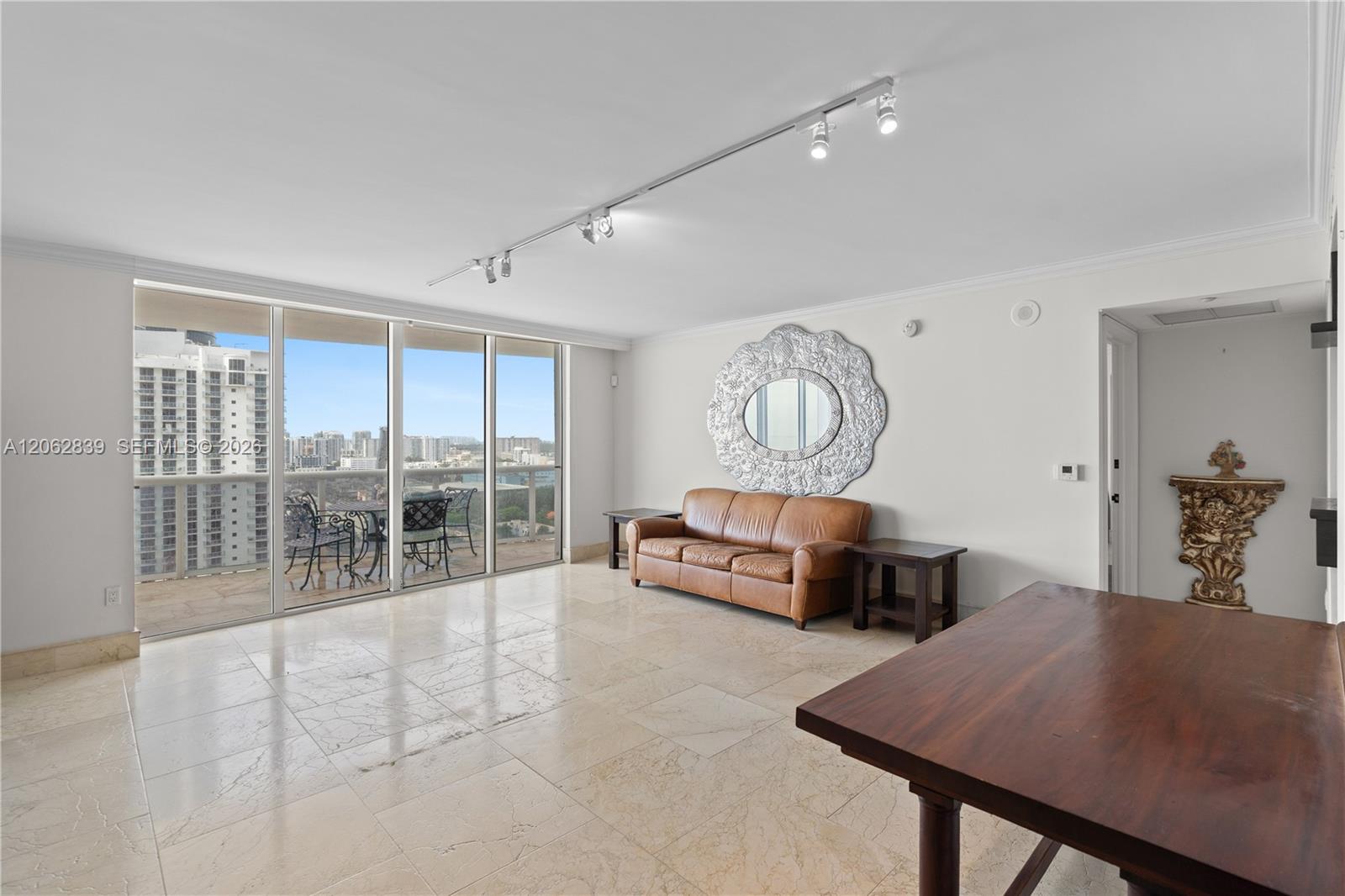 18911 Collins Ave # 2103