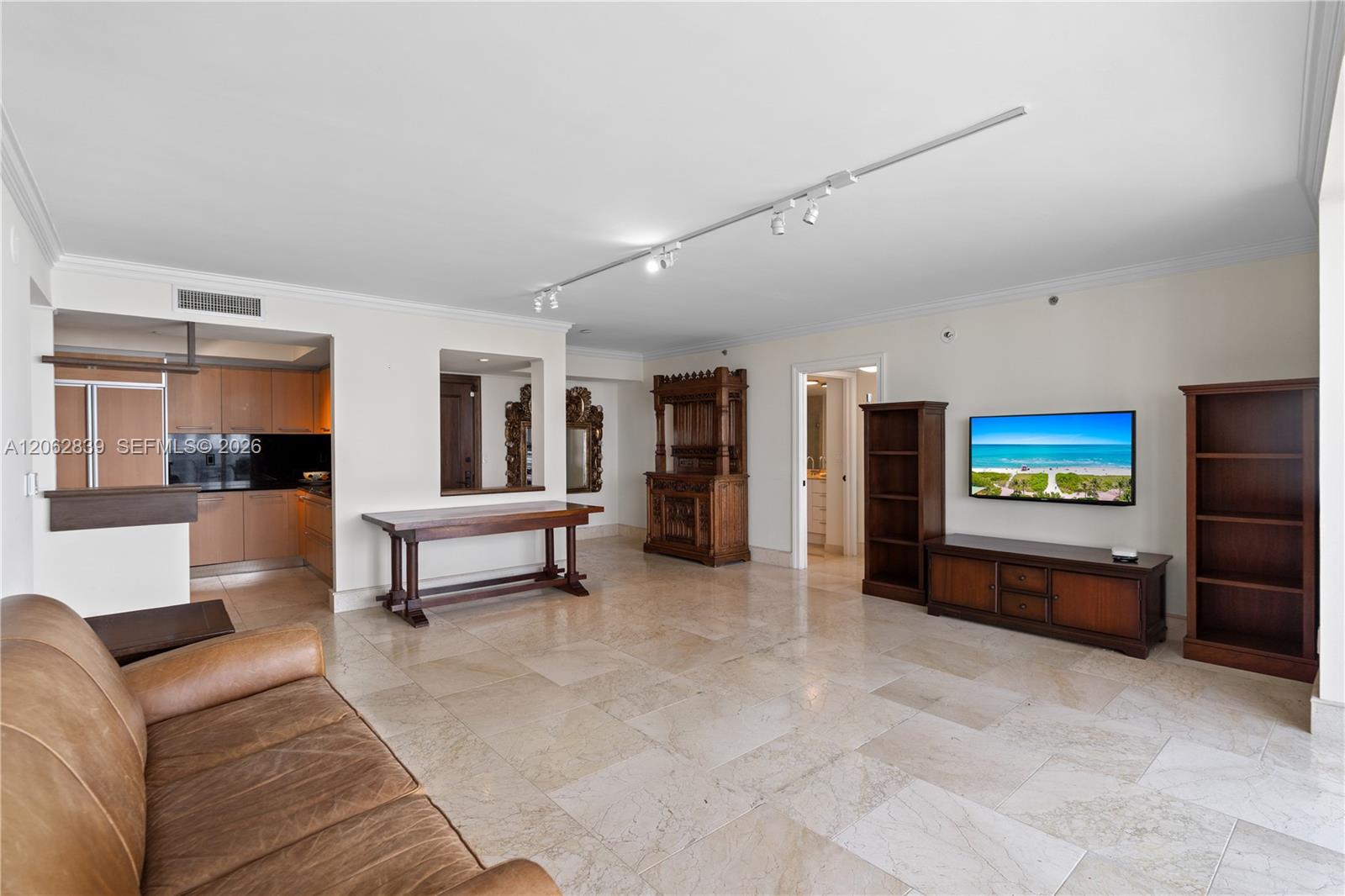 18911 Collins Ave # 2103