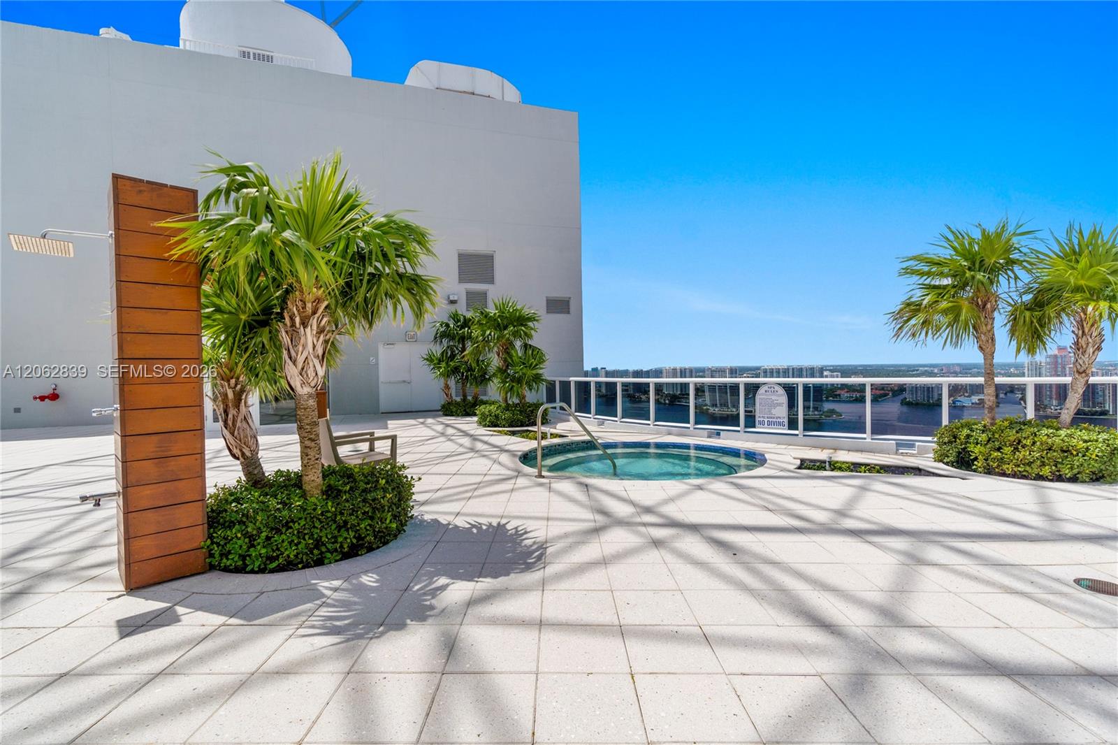 18911 Collins Ave # 2103