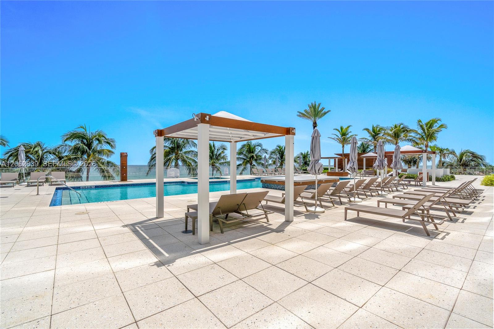 18911 Collins Ave # 2103