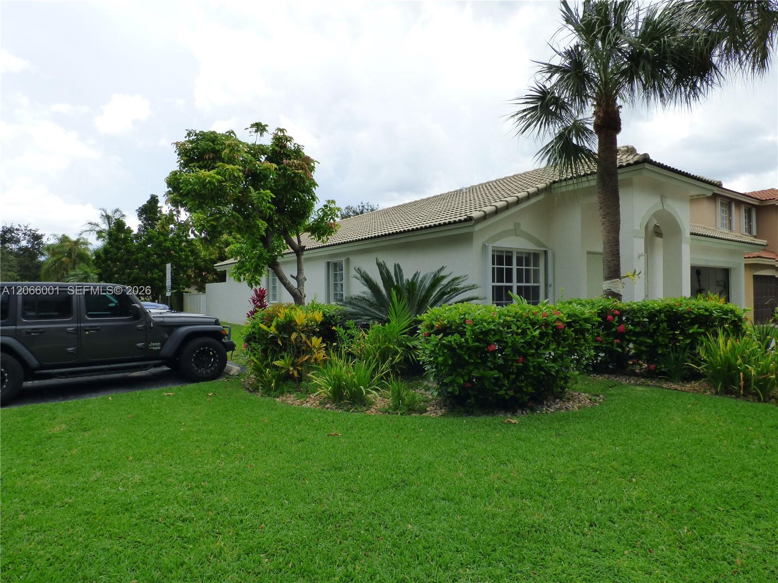 474 SW 205th Ave