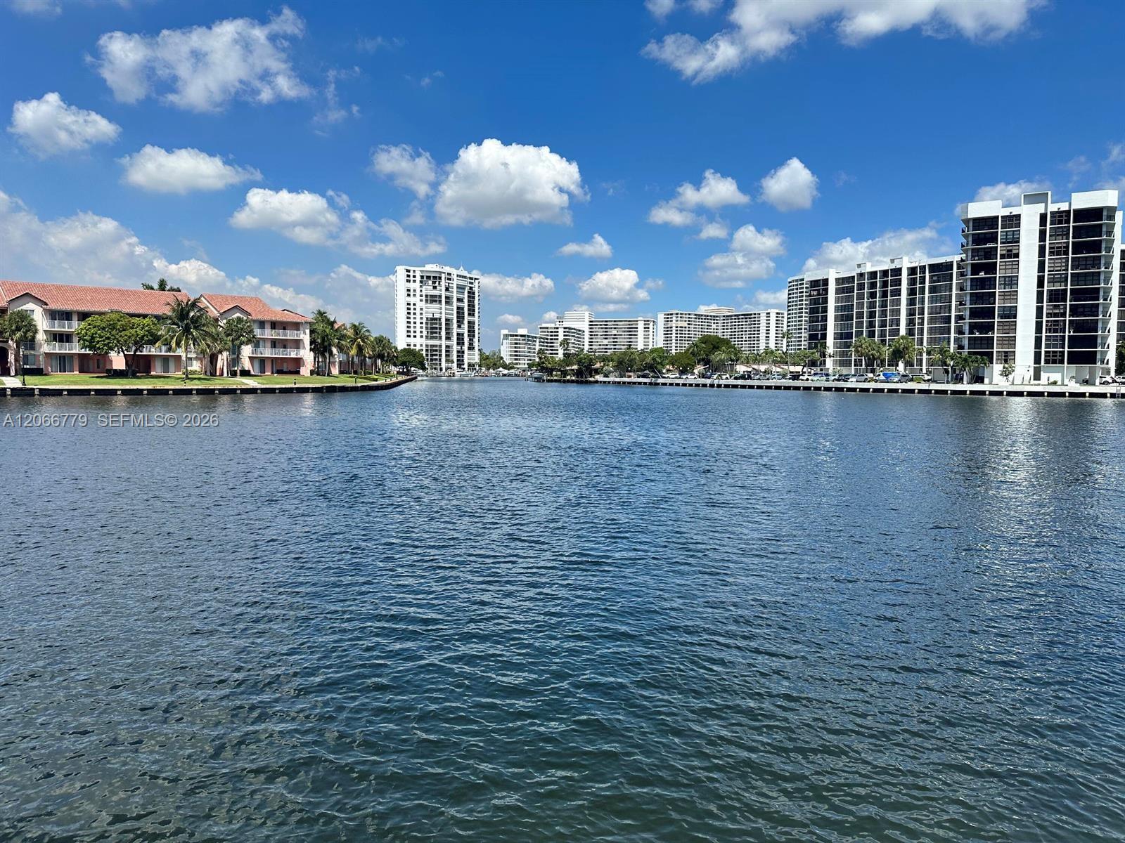 3800 S Ocean Dr # 1516