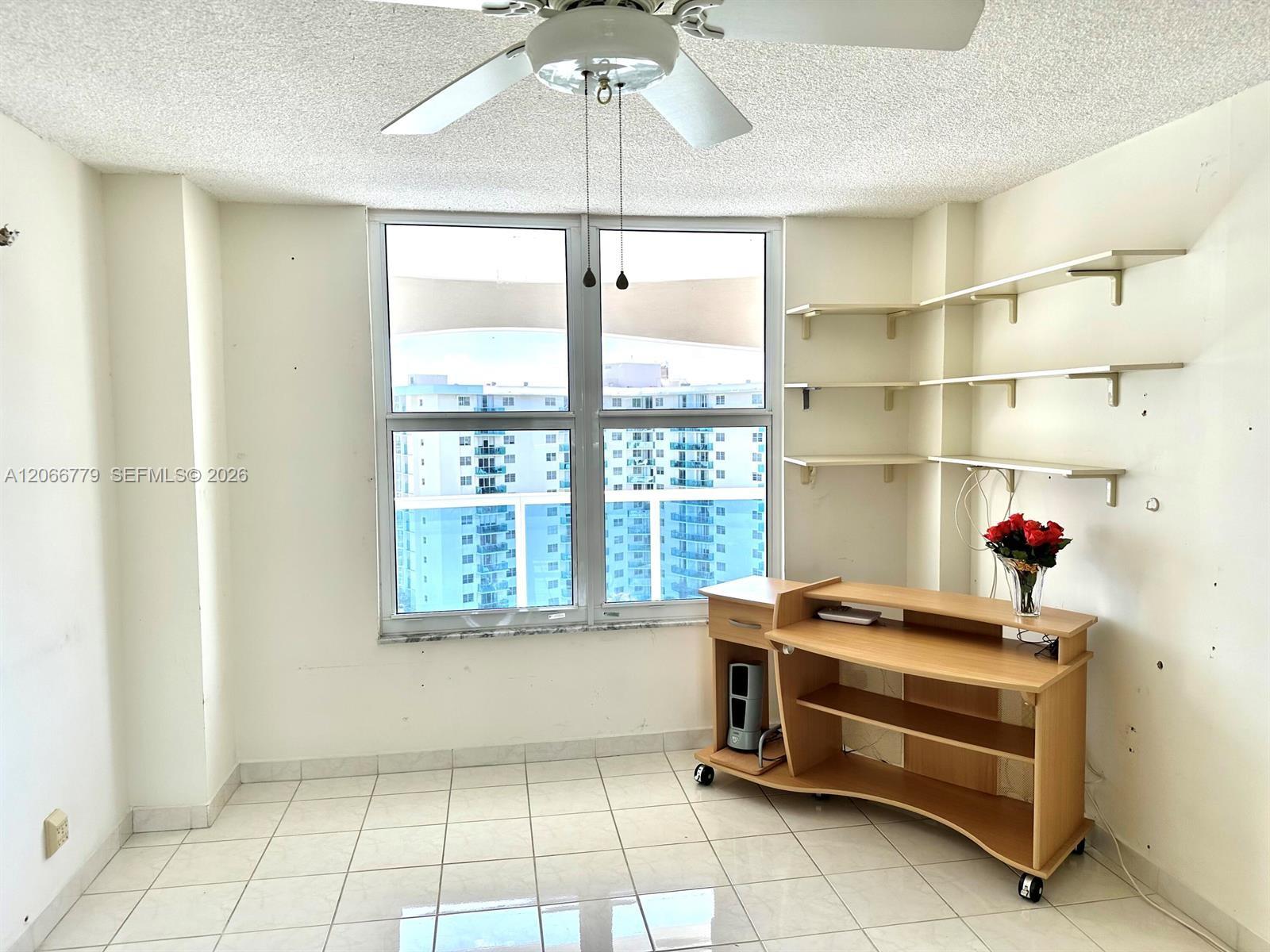 3800 S Ocean Dr # 1516